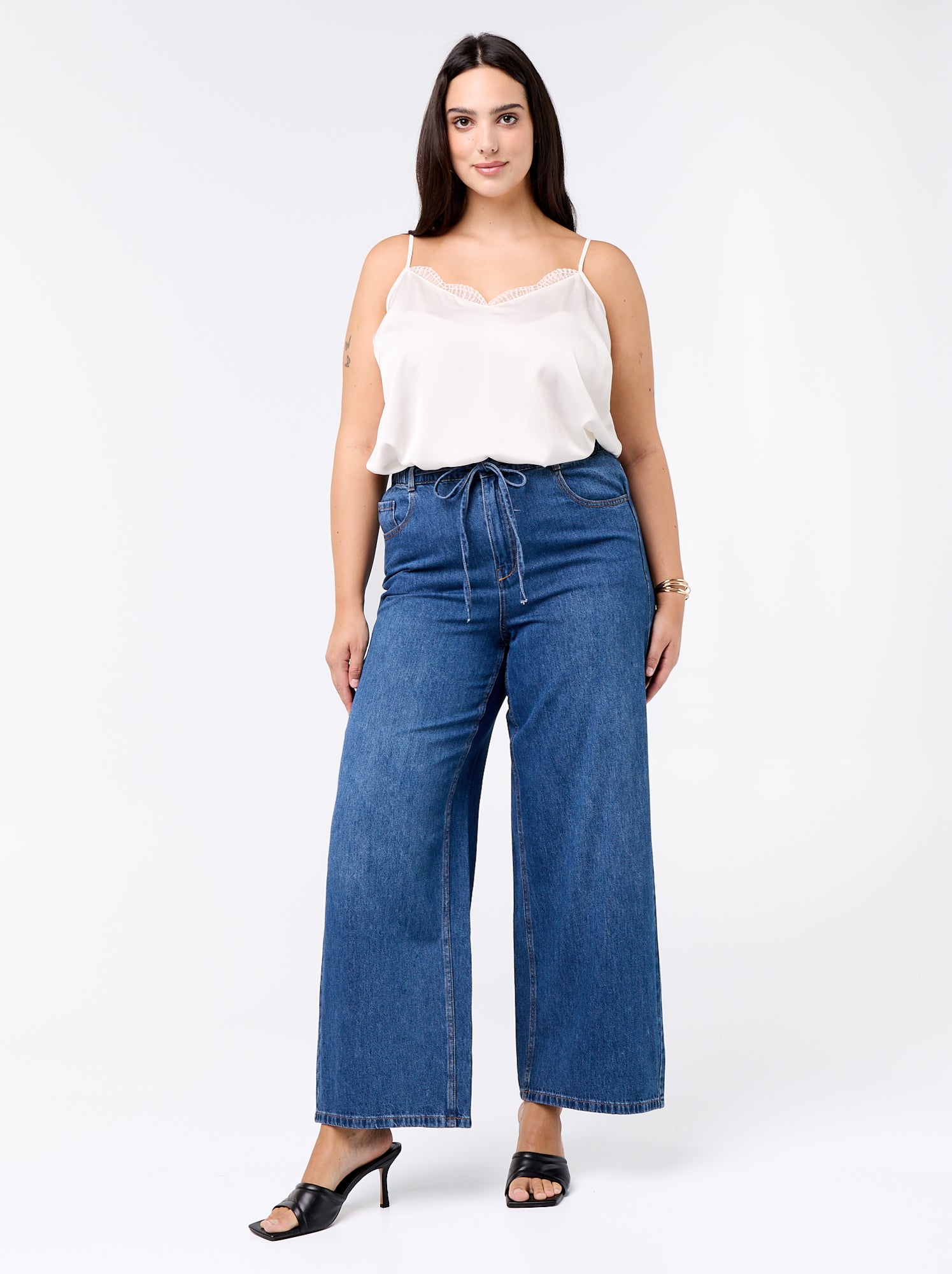 Pantalon large en denim avec ceinture à nouer - Bleu