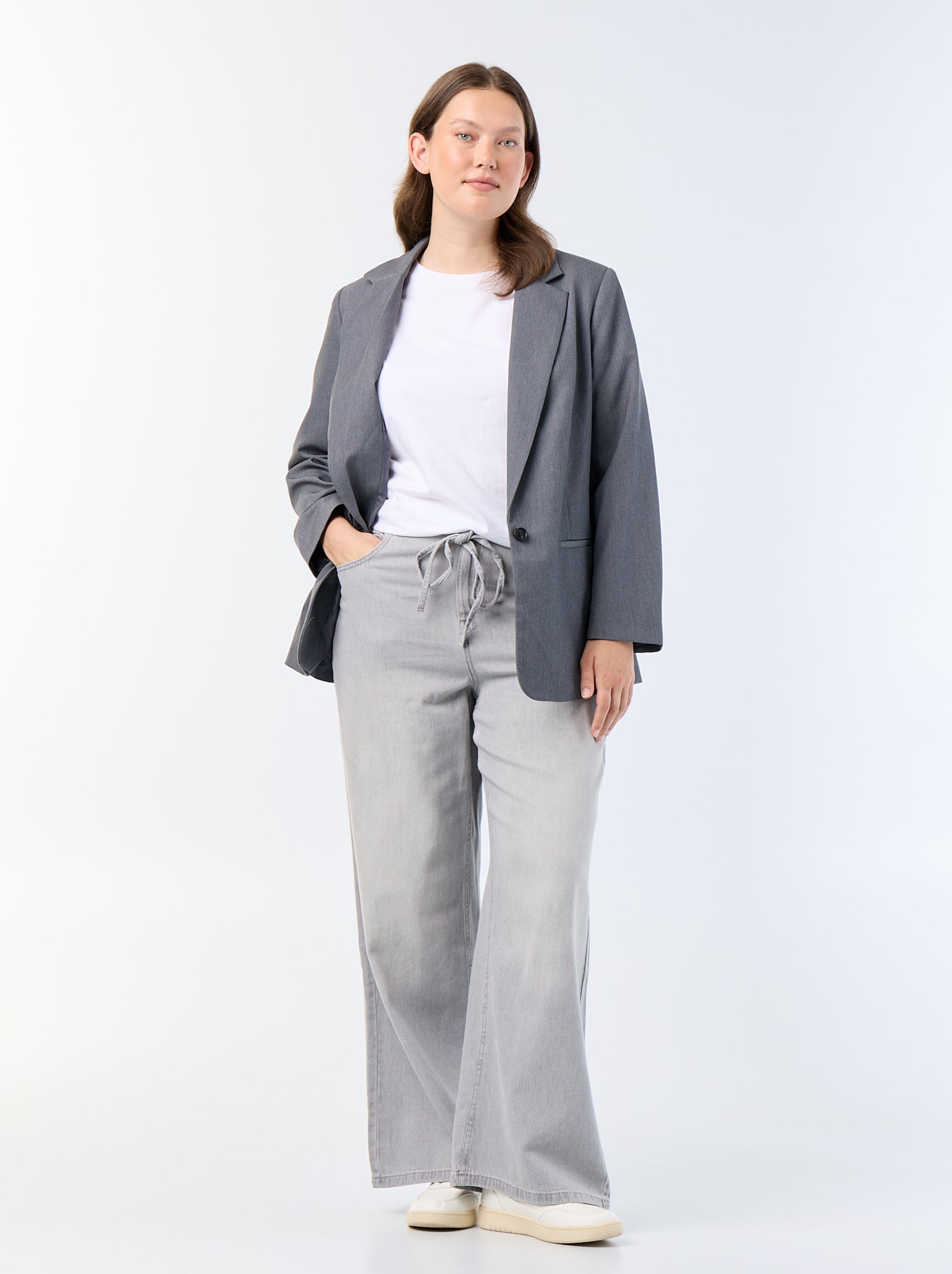Pantalon large en denim avec ceinture à nouer - Gris