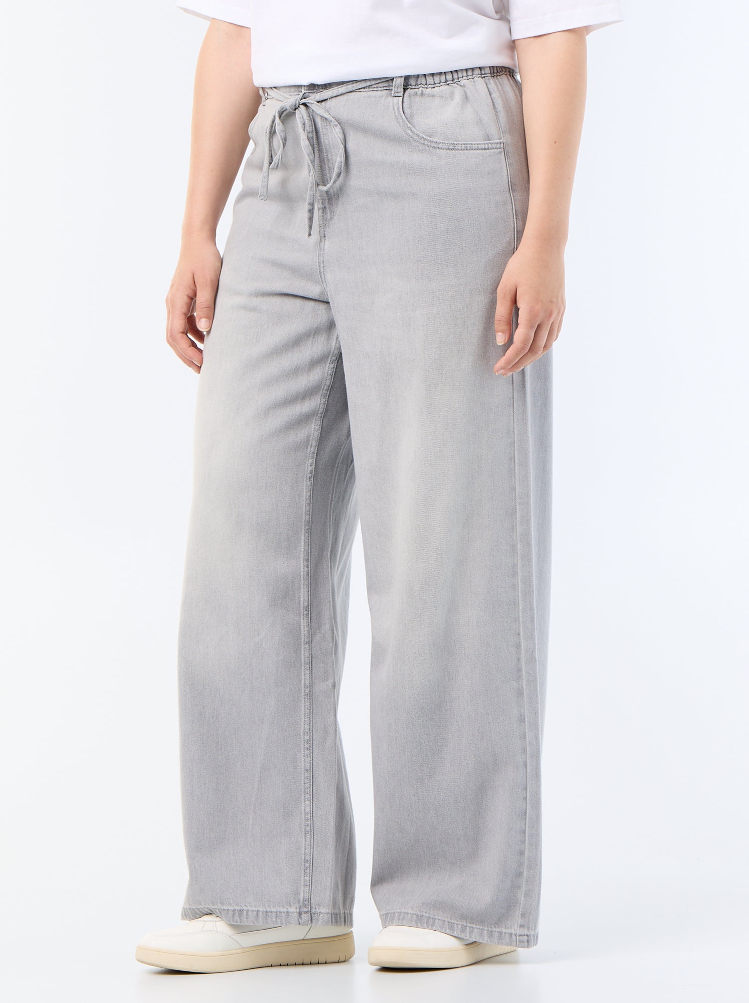 Pantalon large en denim avec ceinture à nouer - Gris