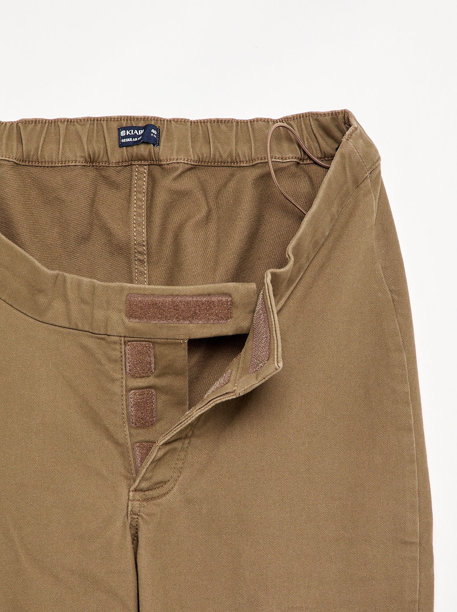 Pantalon regular avec poches à rabat - collection facile à enfiler - Marron