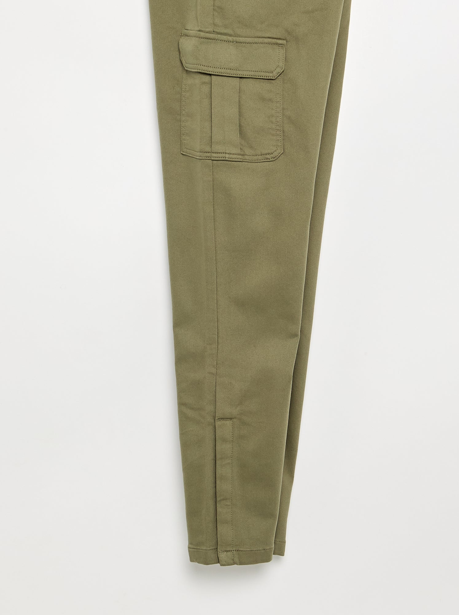 Pantalon regular avec poches à rabat - collection facile à enfiler - Vert