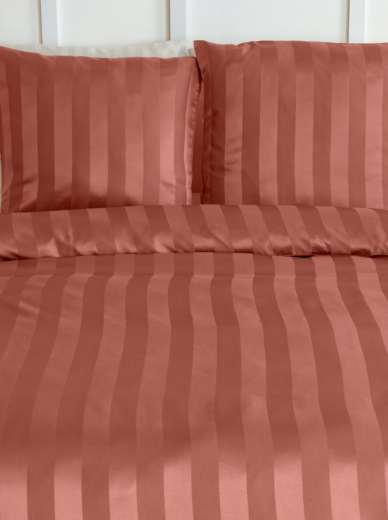 Parure de lit 1 ou 2 personnes en satin + 2 taies - Orange
