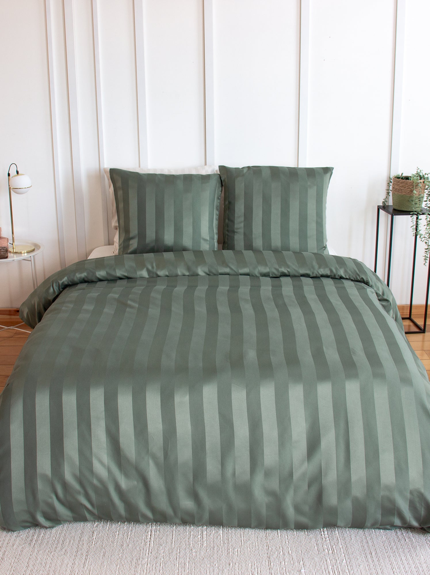 Parure de lit 1 ou 2 personnes en satin + 2 taies - Vert