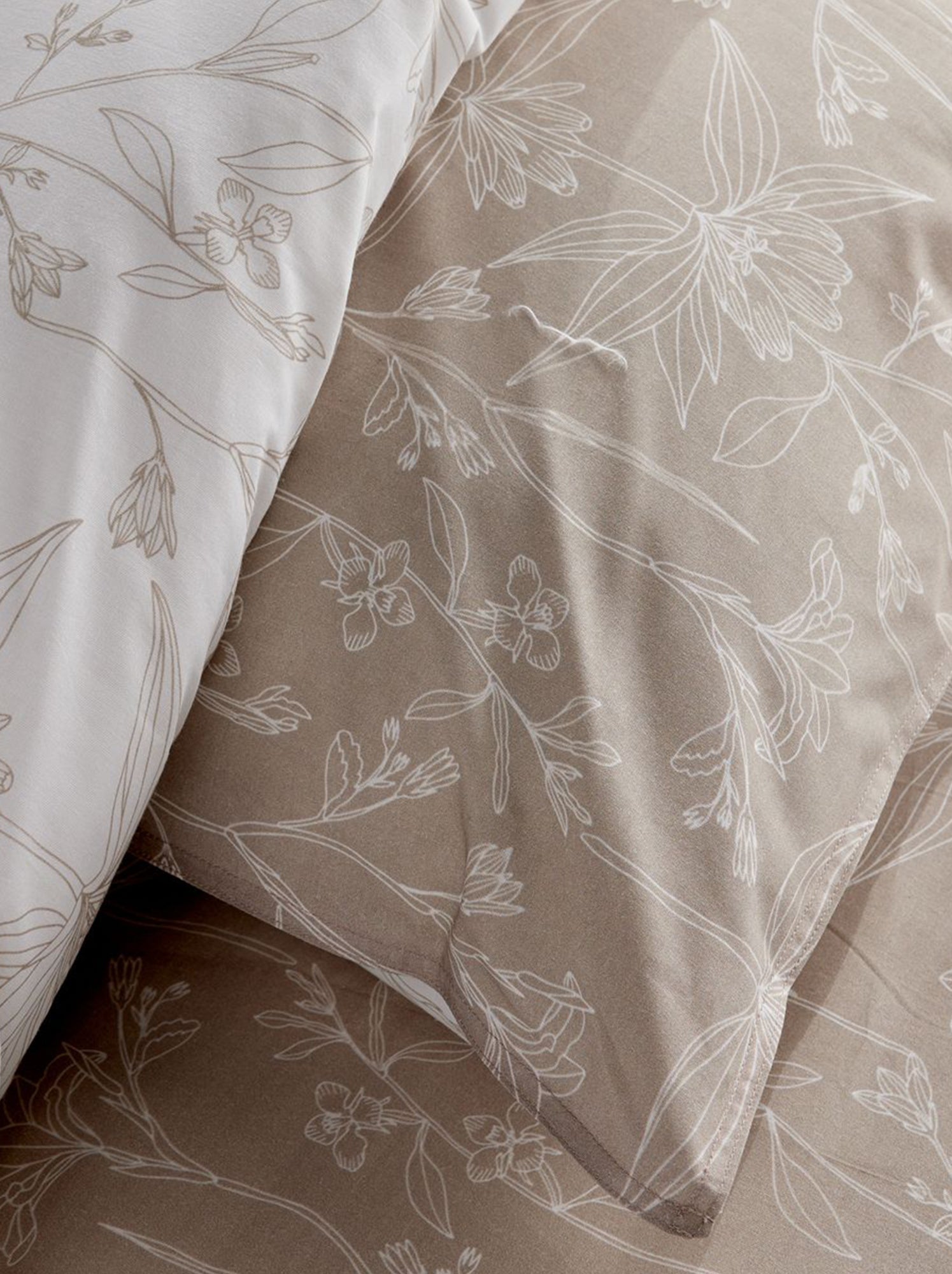 Parure de lit 2 personnes 3 pièces - 1 housse de couette + 2 taies d'oreiller - Beige