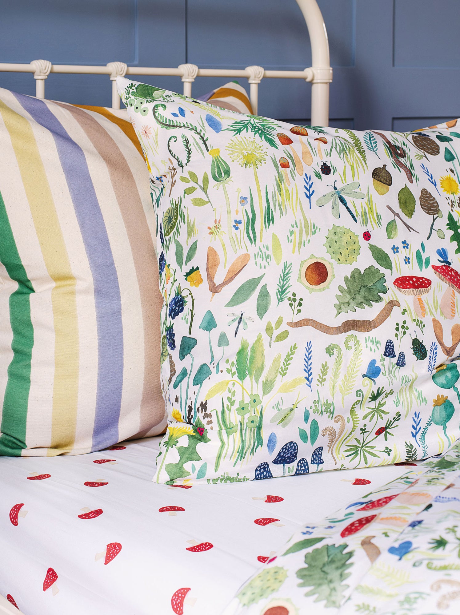 Parure de lit imprimée 100% coton, WEE BLUE BELL FAUNE ET FLORE - Multicolore