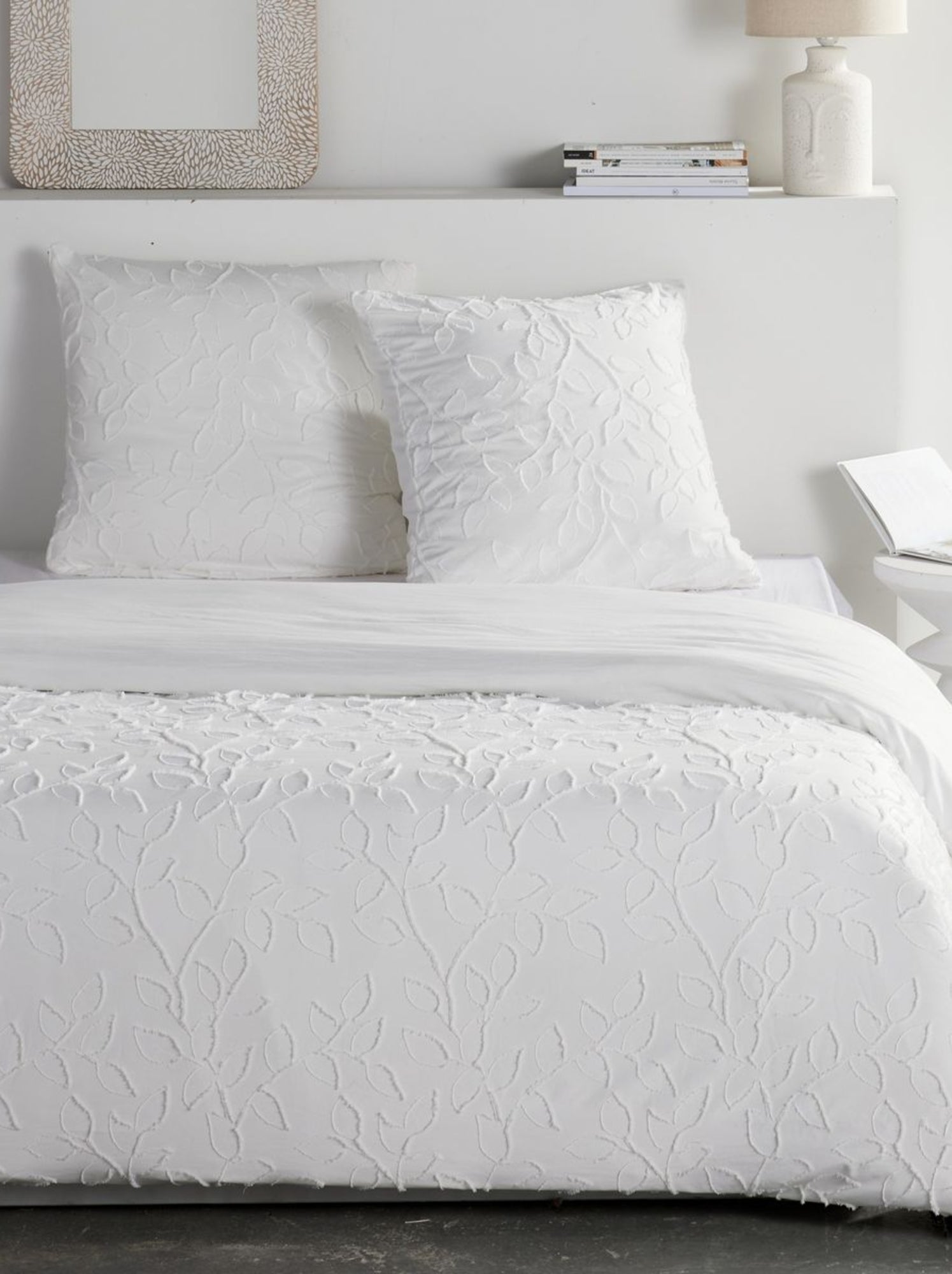 Parure de lit tufté Floral ESSENTIAL - Blanc