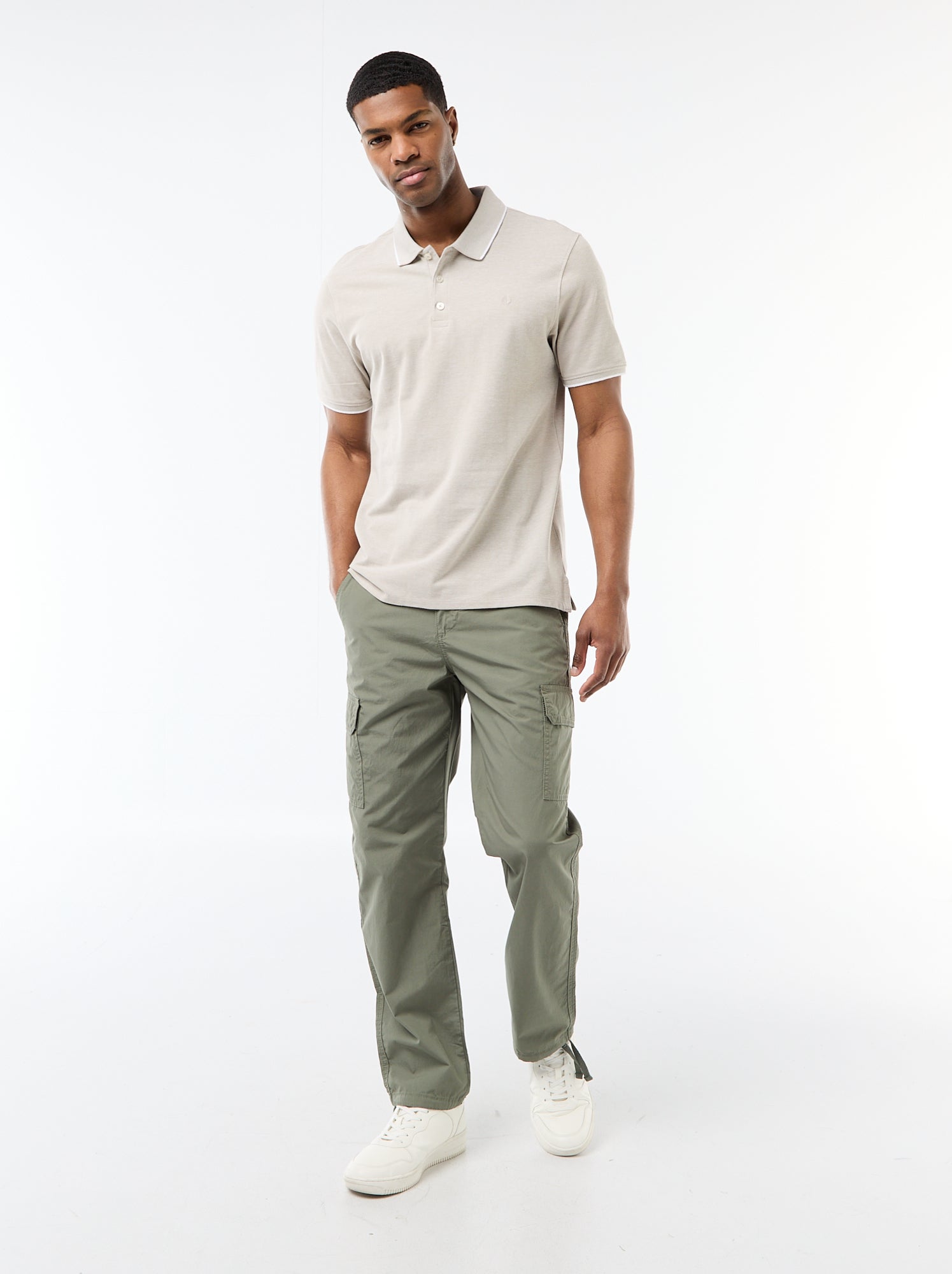Polo avec broderie sur poitrine - Kaki