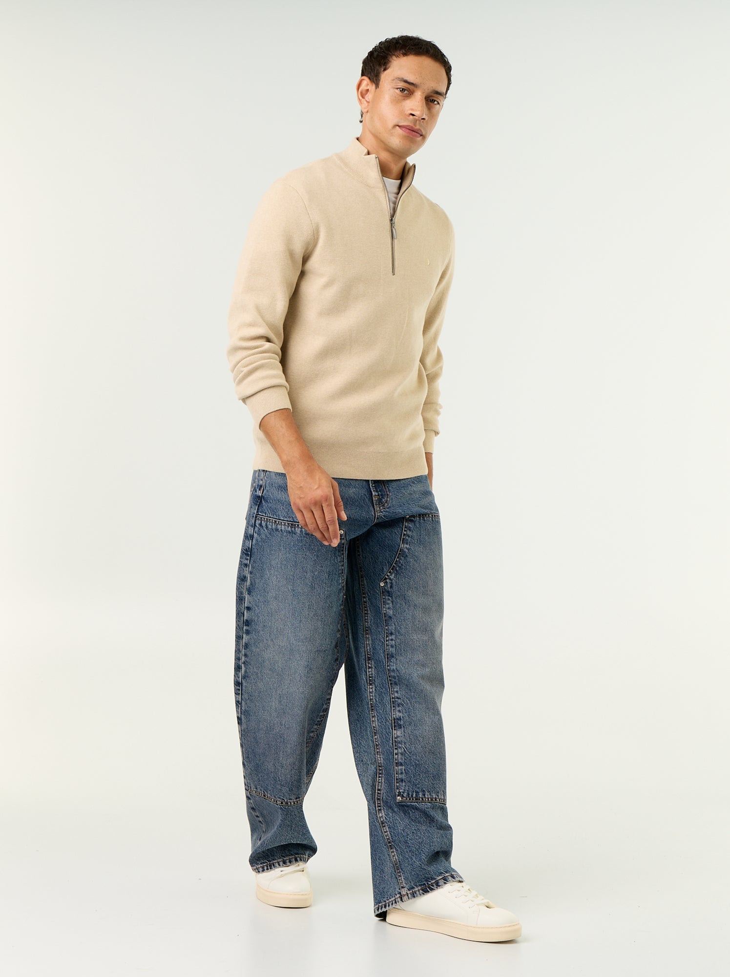 Pull avec col montant zippé - Beige
