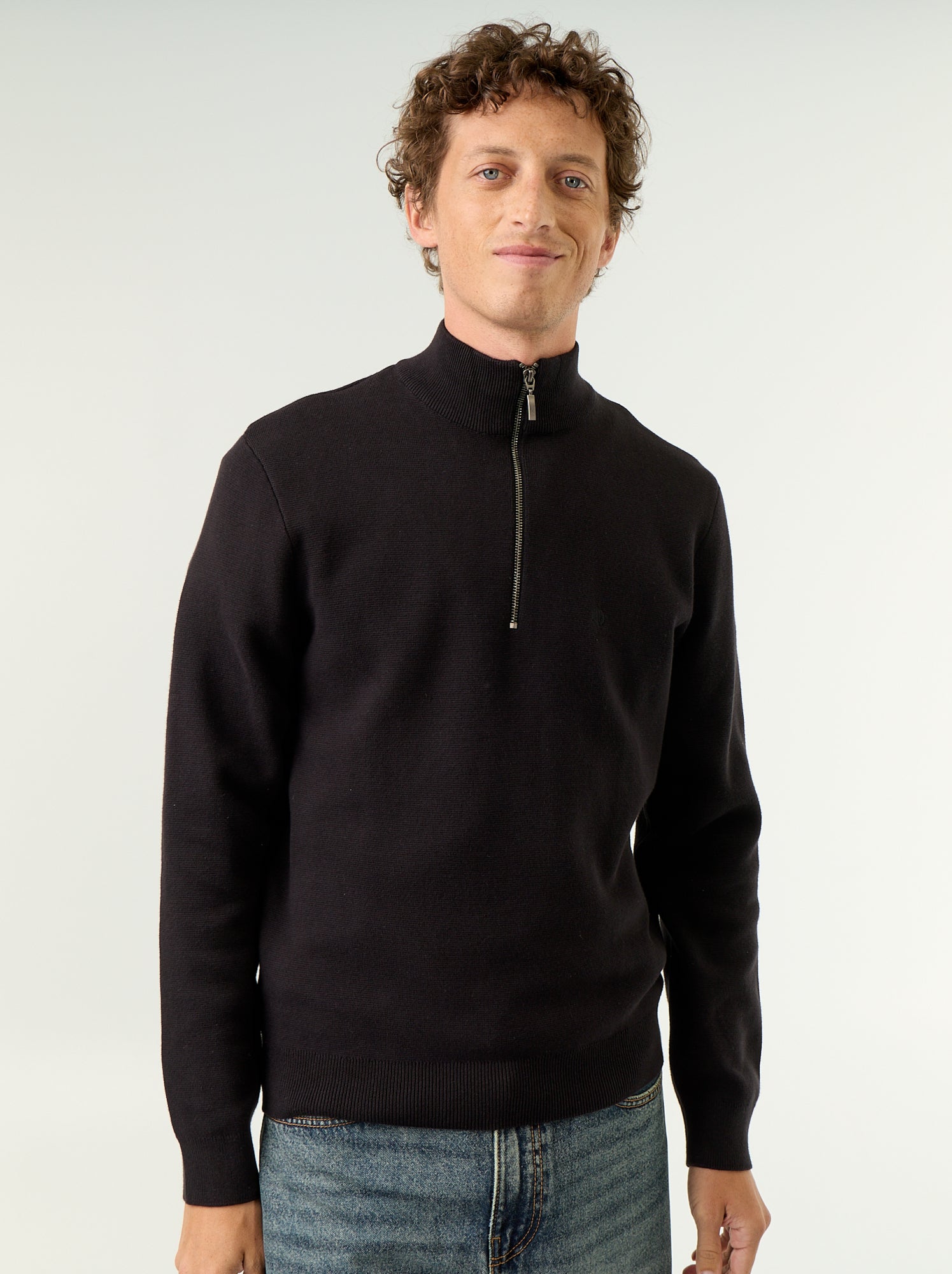 Pull avec col montant zippé - Noir