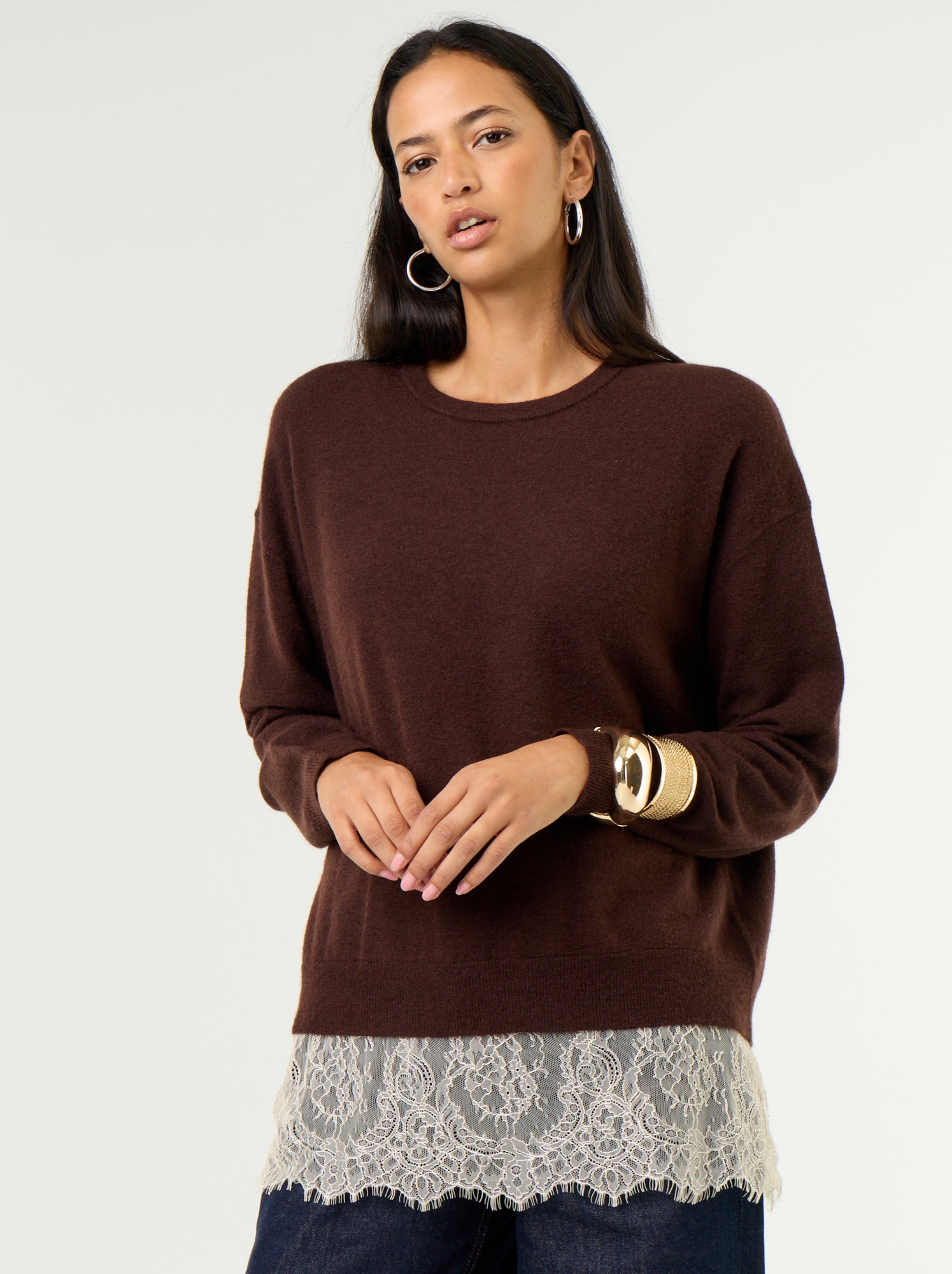 Pull avec empiècement en dentelle - Marron