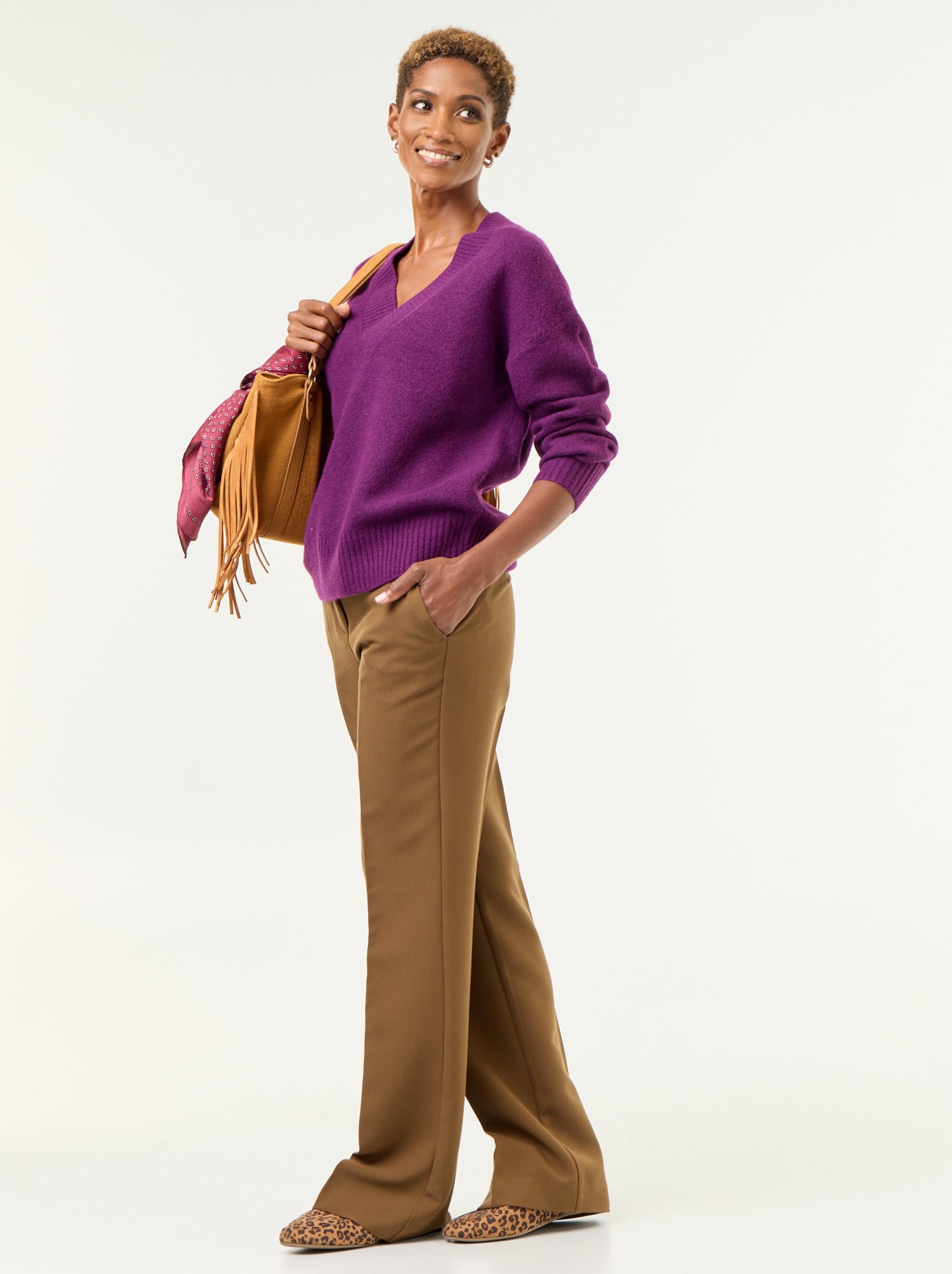 Pull avec grand col en V en maille côtelée - Violet