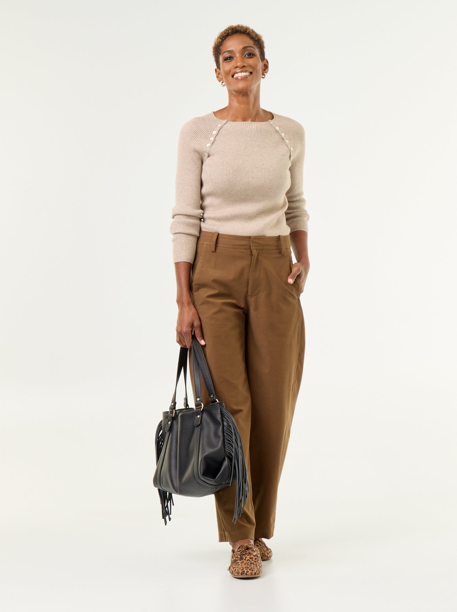 Pull avec manches raglan boutonnées - Beige