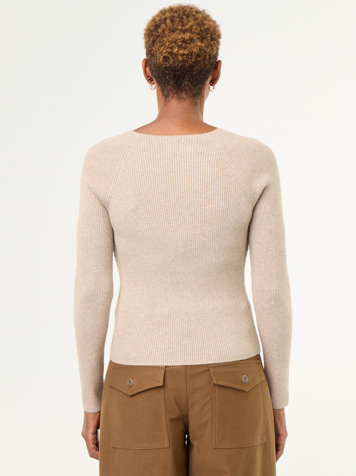 Pull avec manches raglan boutonnées - Beige