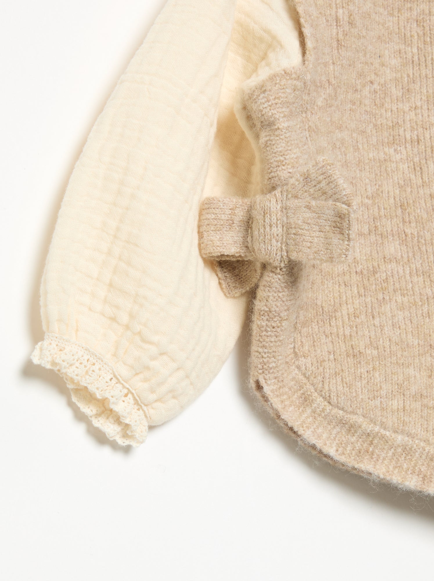 Pull avec nœuds et manches en voile de coton - Beige