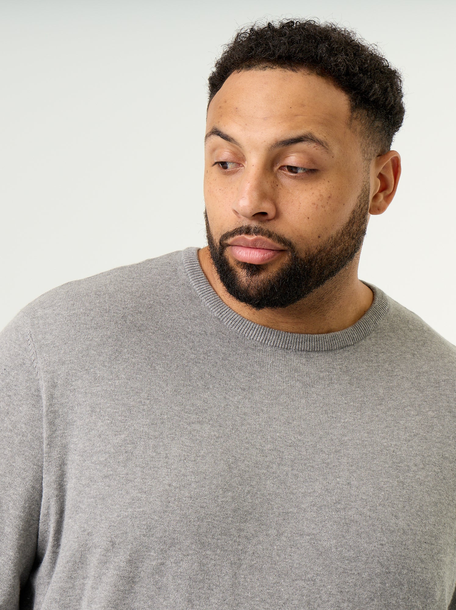 Pull col rond en fine jauge - Gris