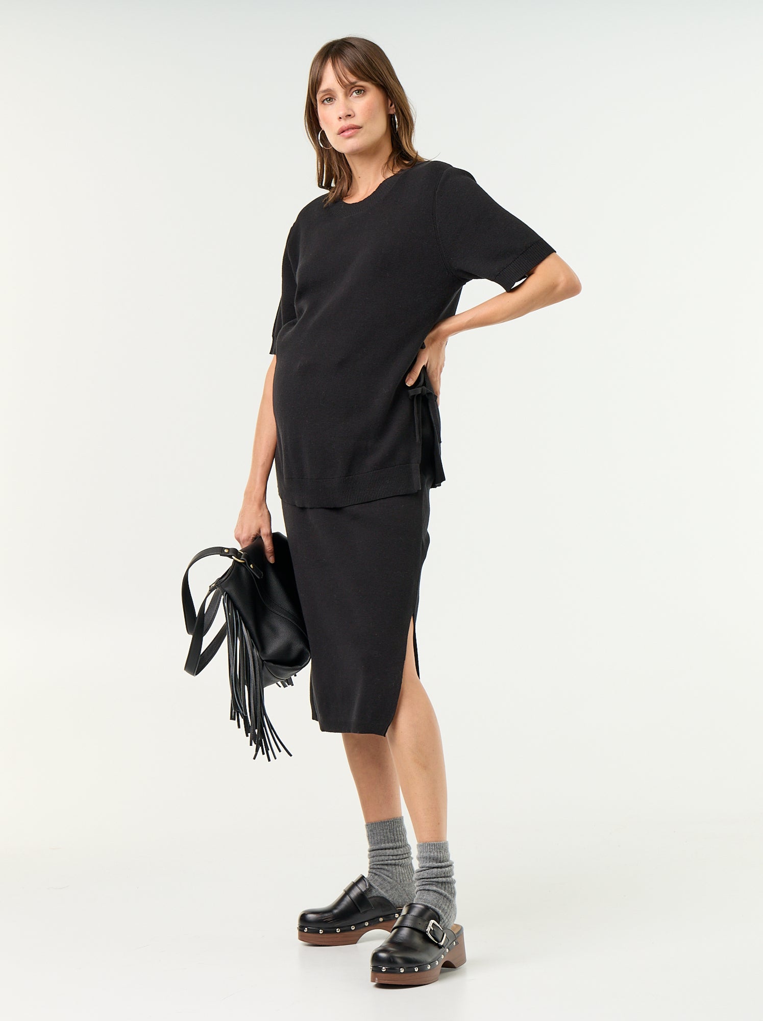 Pull de maternité manches courtes avec fentes lacées - Noir