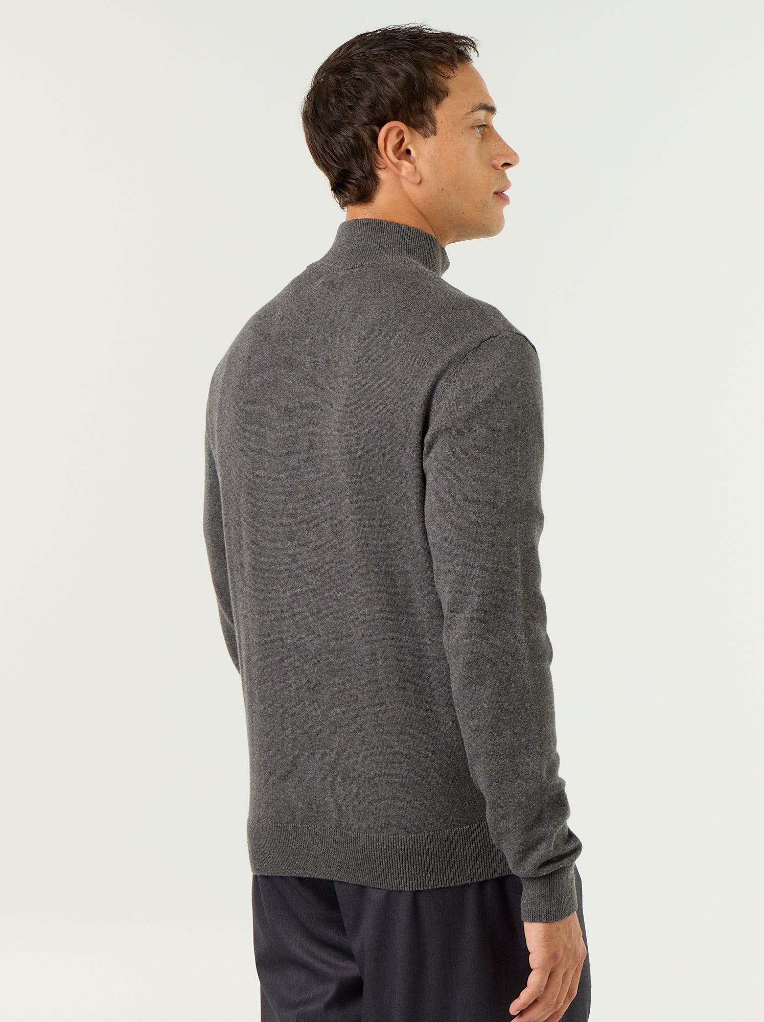 Pull en maille fine jauge avec col camionneur - Gris