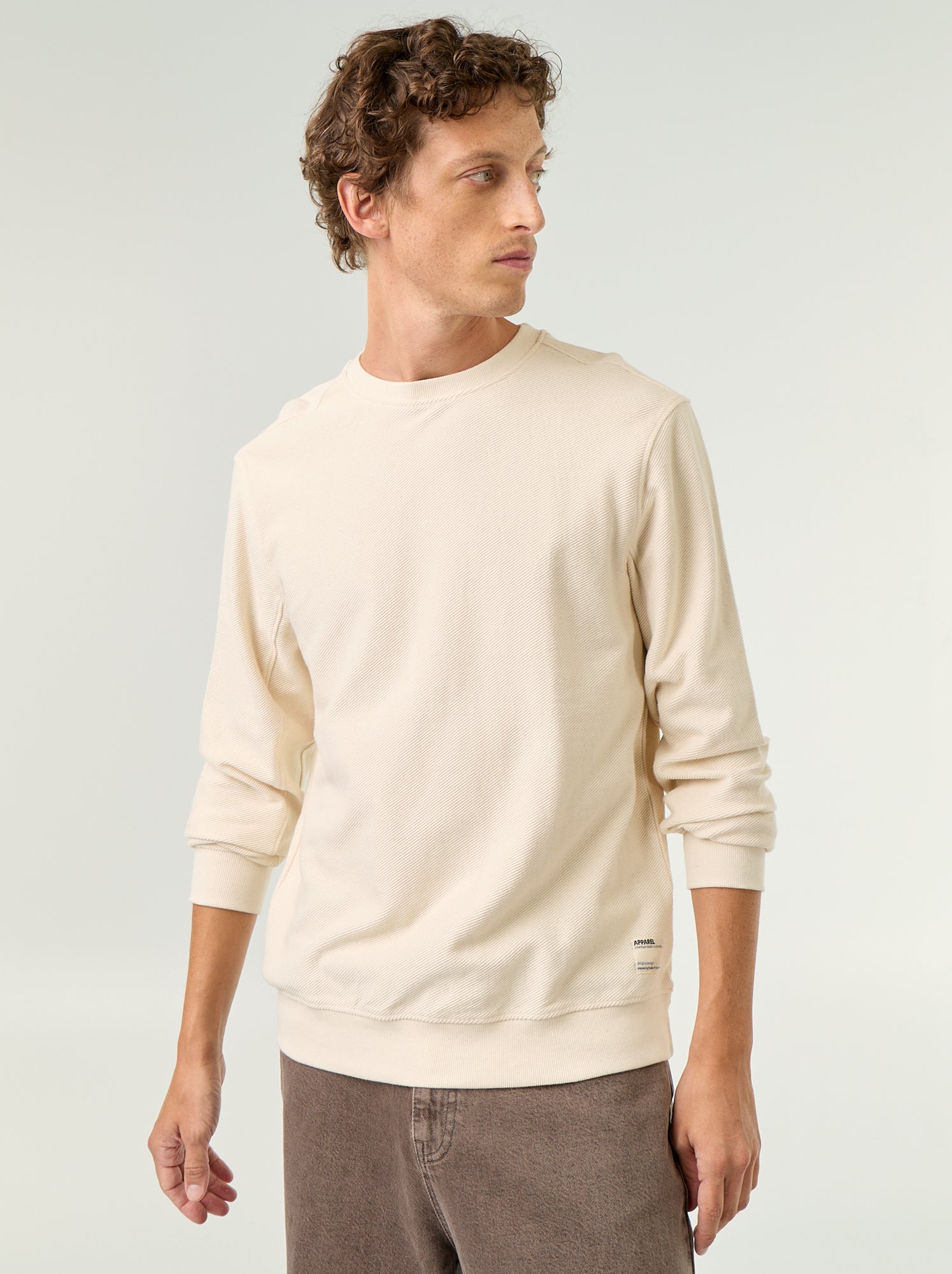 Pull en maille fine jauge côtelée - Blanc