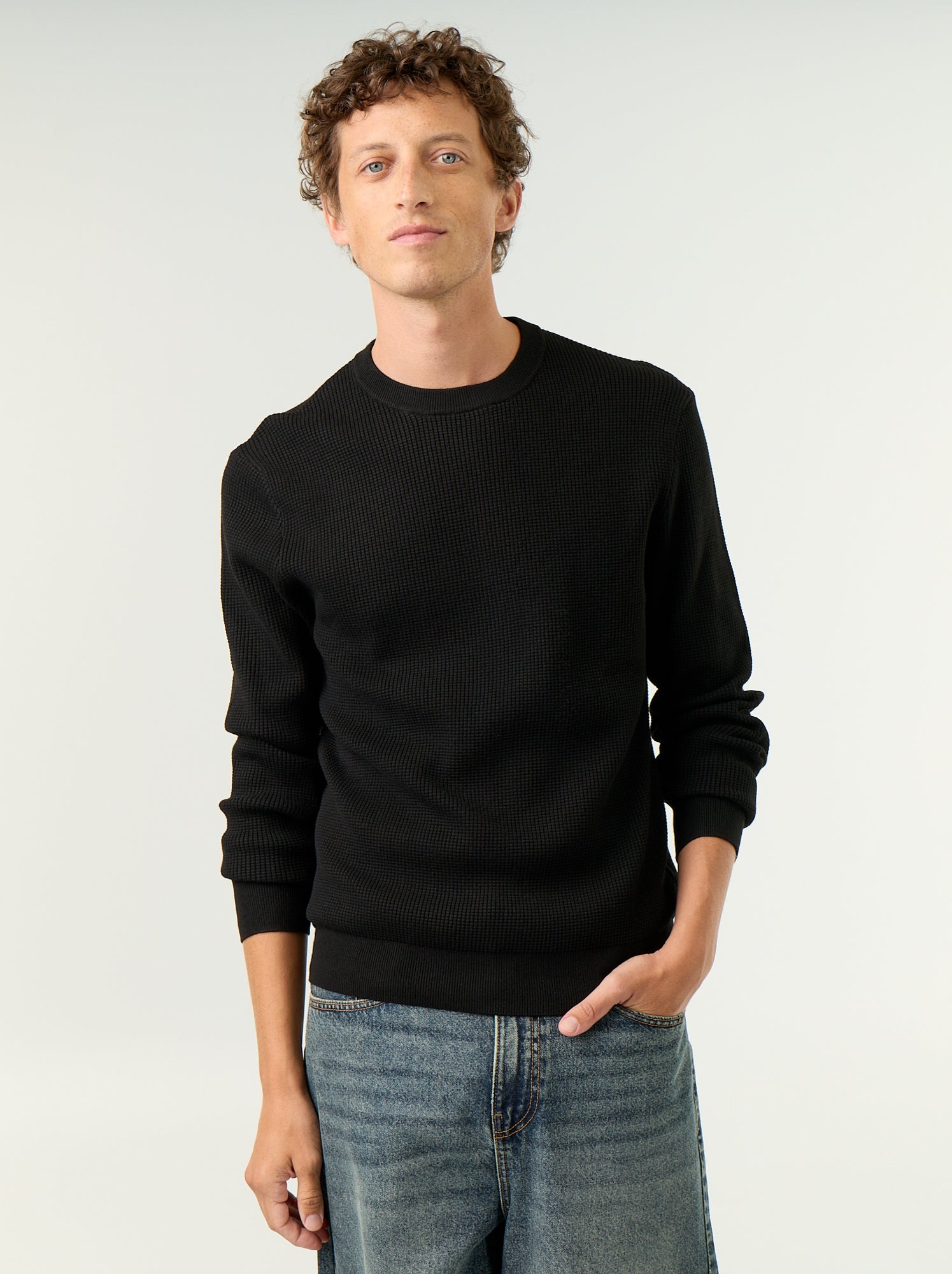 Pull en maille gaufrée à col rond - Noir