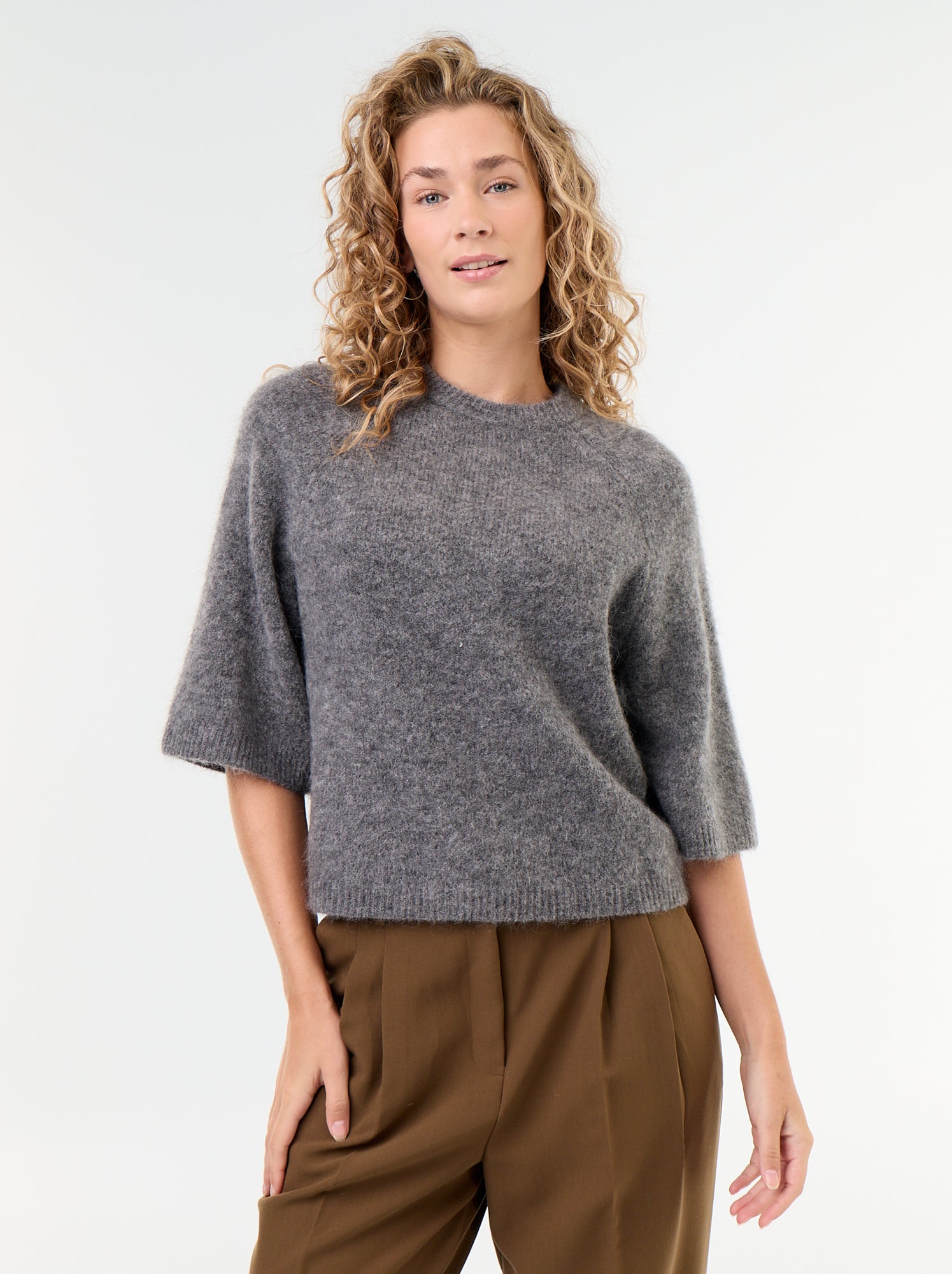 Pull en mohair manches courtes / emmanchure basse - Gris