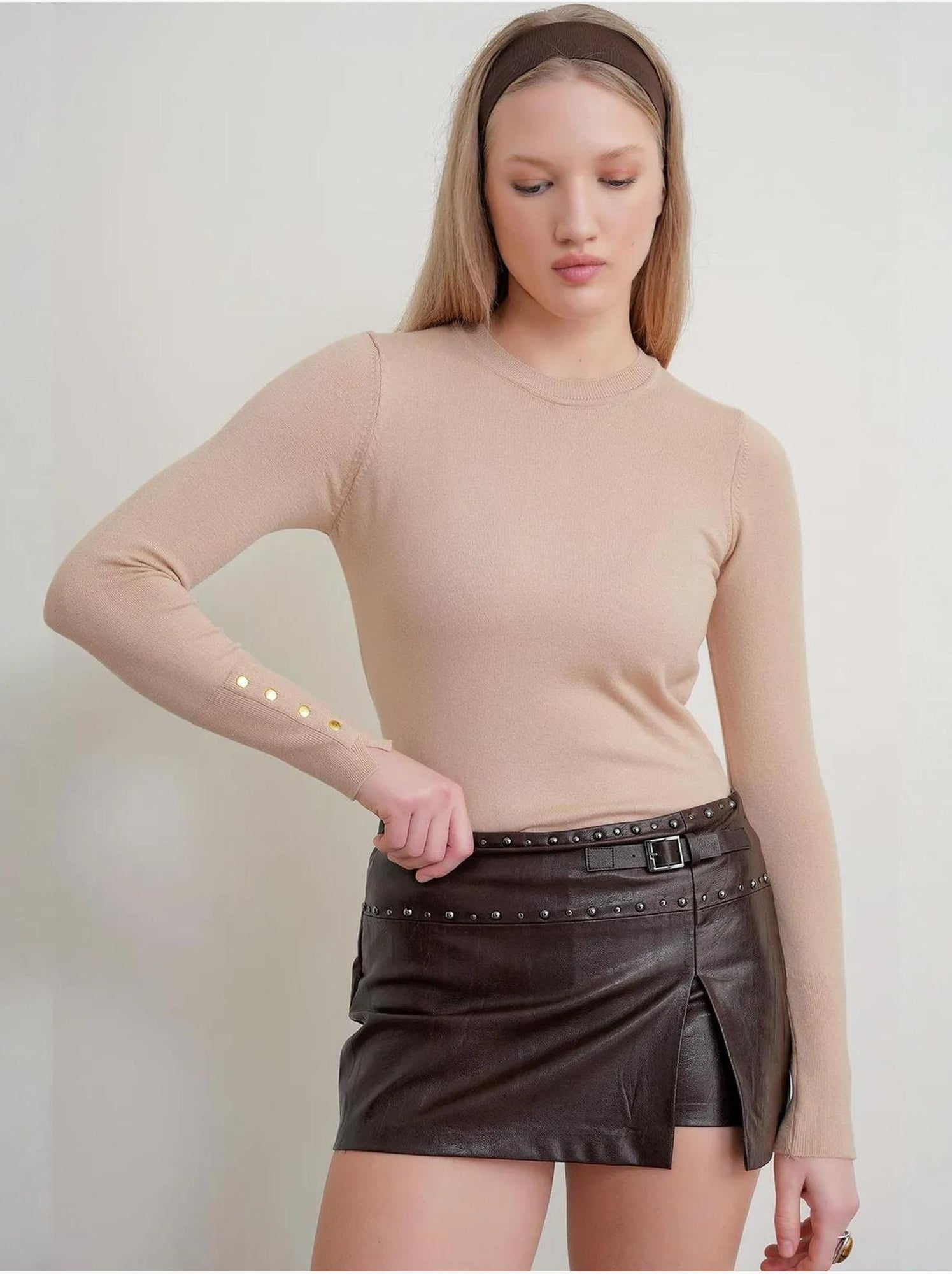 Pull en tricot à col rond et coupe slim mixray - Grège
