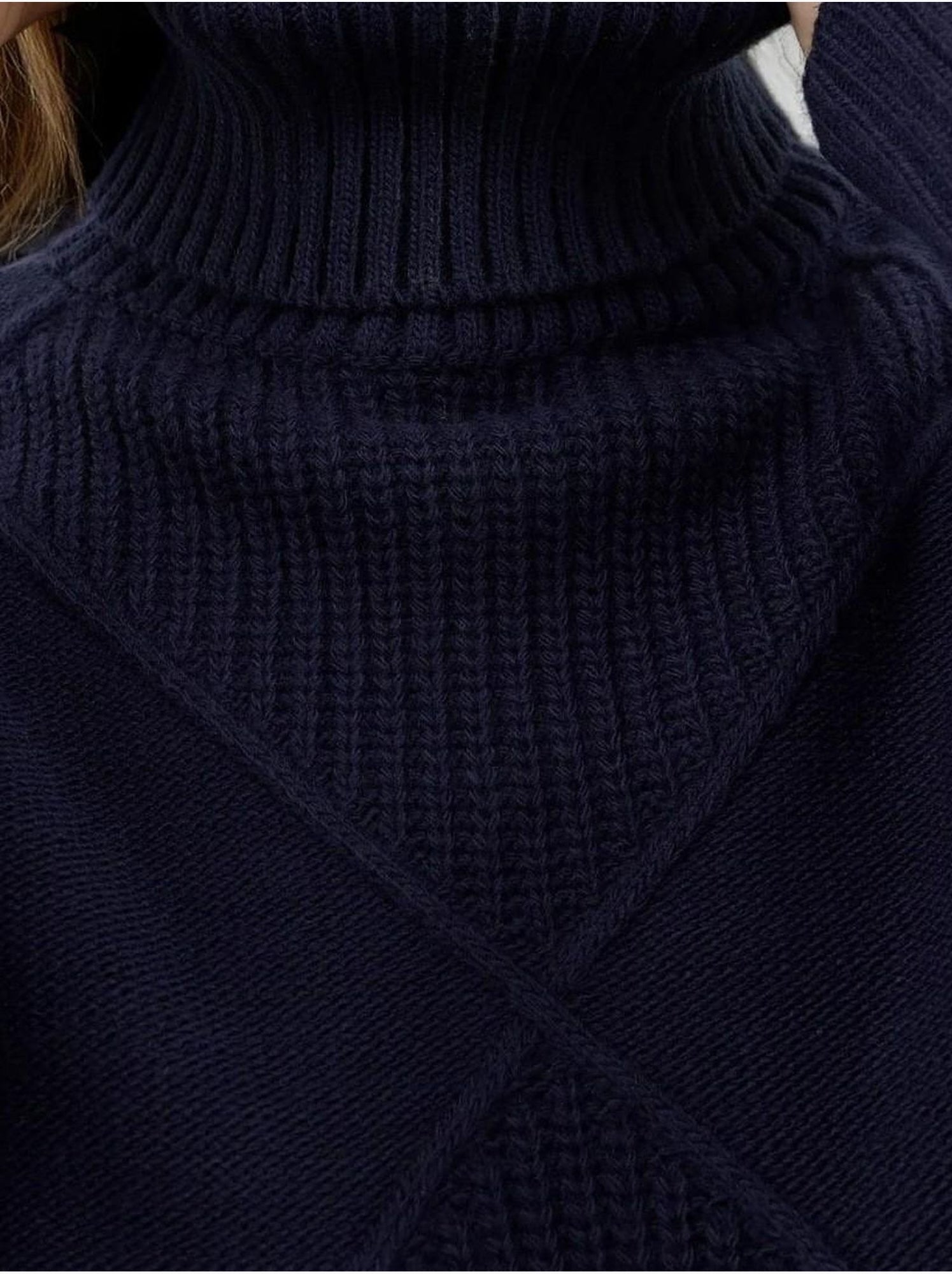 Pull en tricot à col roulé - Bleu foncé