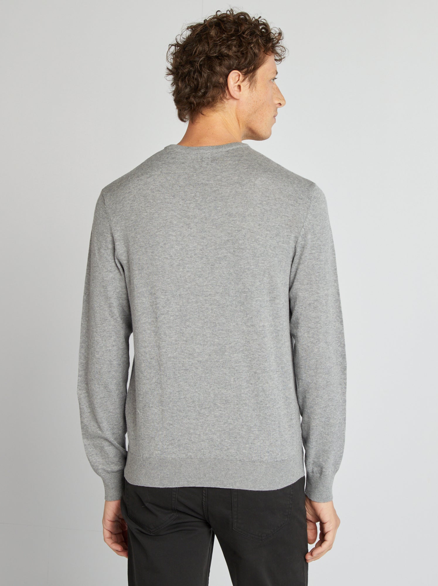 Pull uni à col rond - Gris