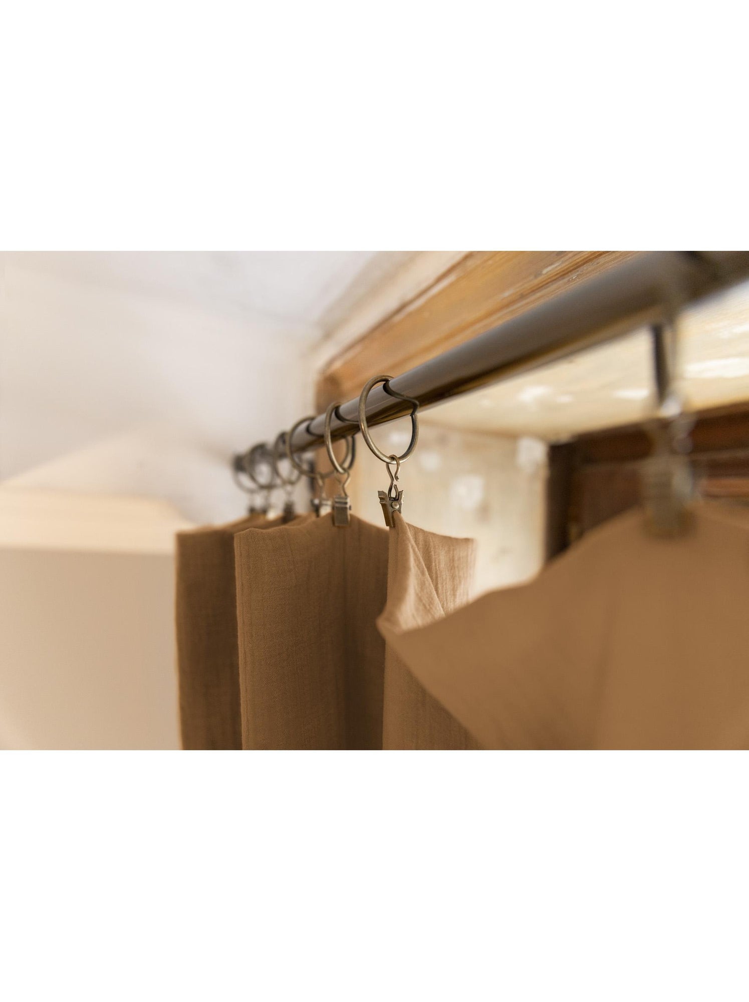Rideau ajustable + 8 anneaux pince – gaze de coton – gaïa - Camel