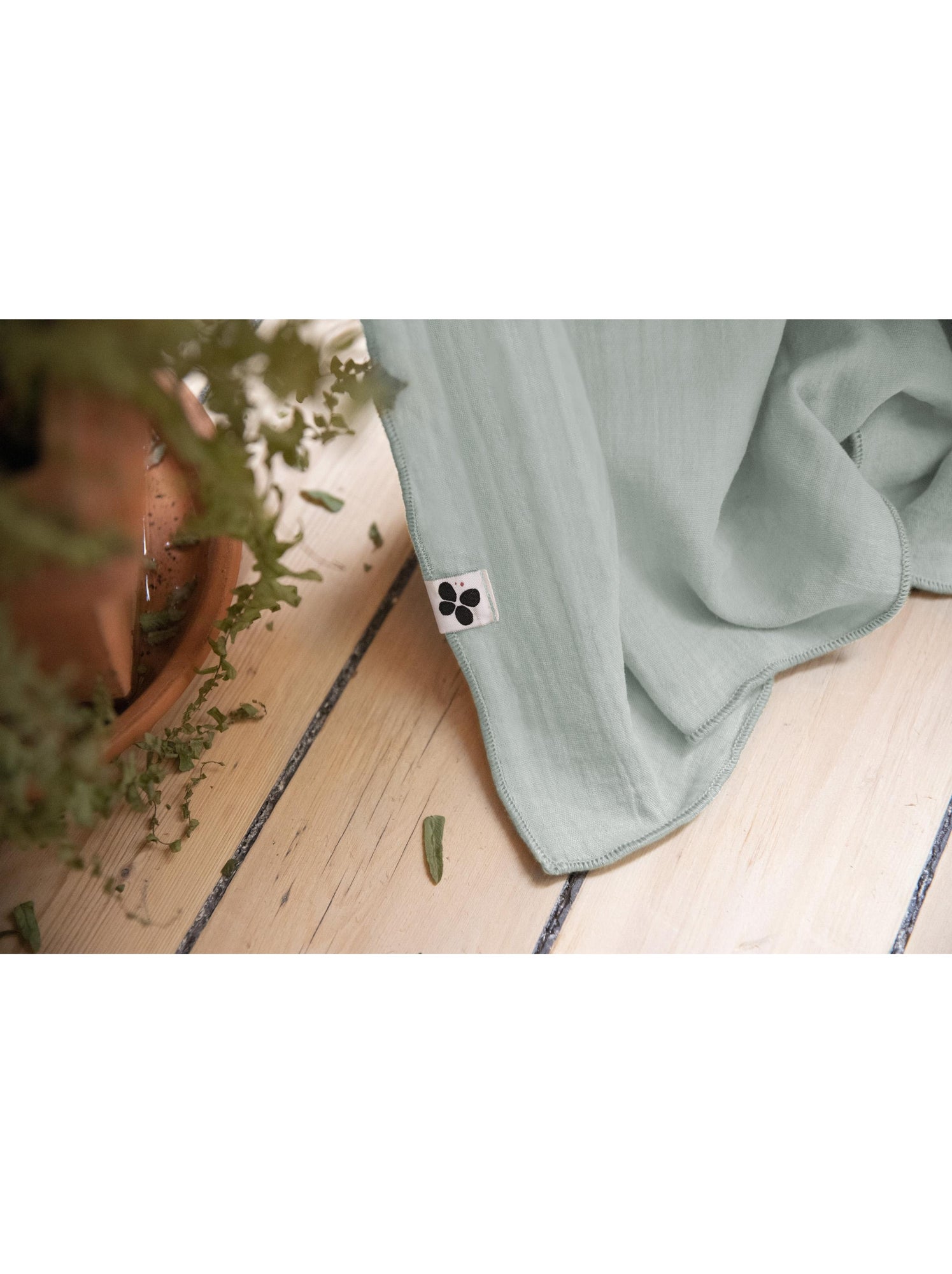 Rideau ajustable + 8 anneaux pince – gaze de coton – gaïa - Vert eucalyptus