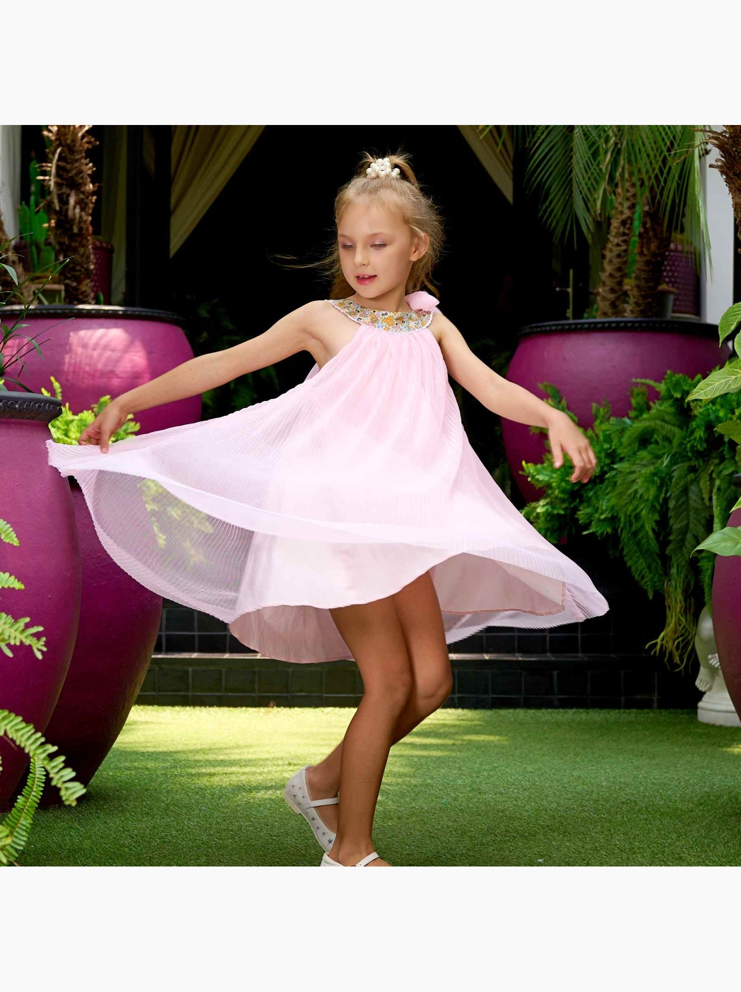 Robe Cérémonie Fille  Voile Blanc Col Liberty Violet  ALIZEE - 'LA FAUTE A VOLTAIRE' - Rose pâle