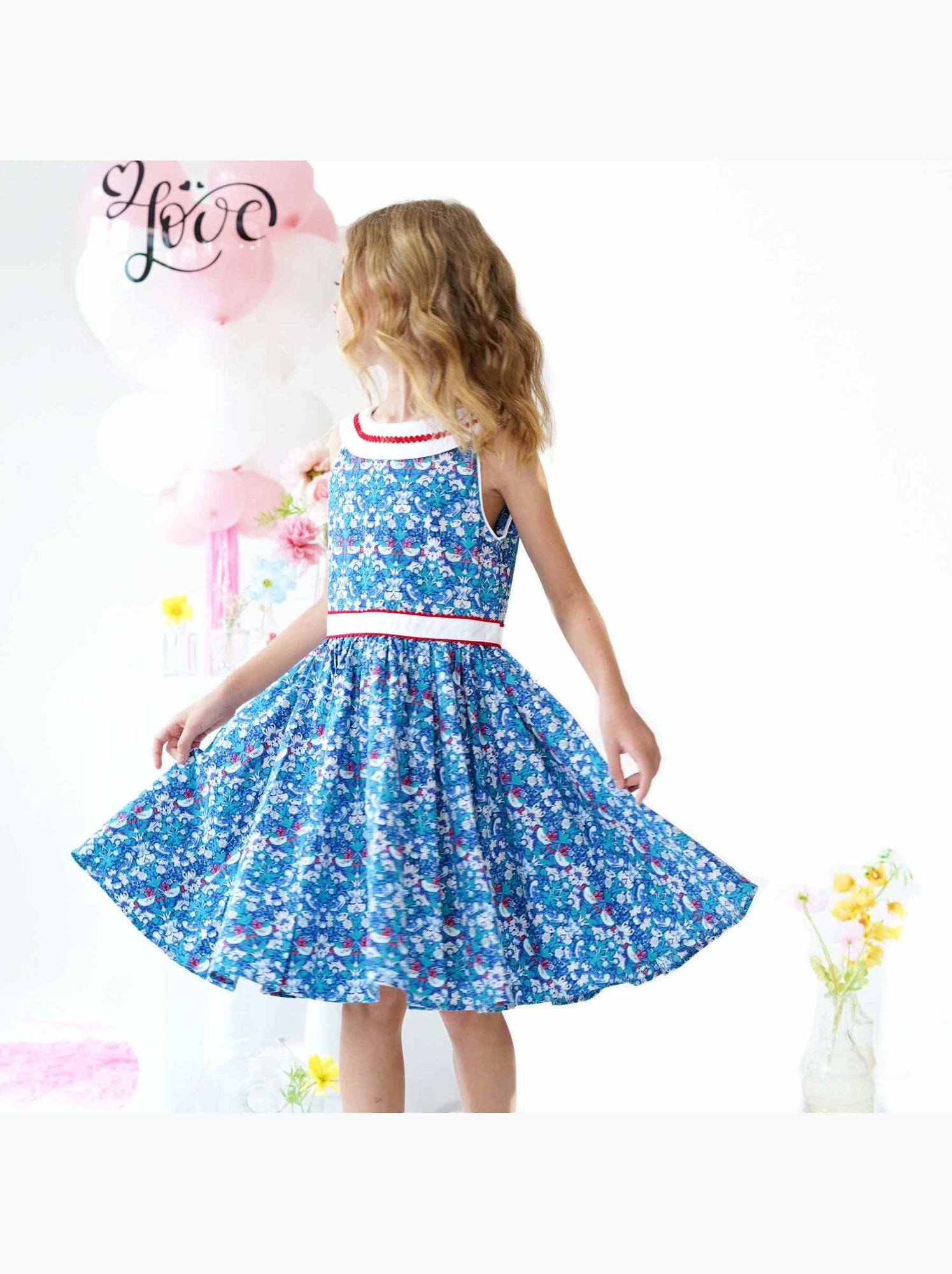 Robe Cérémonie  Fleurie  et   HEPBURN - La Faute à Voltaire - Bleu