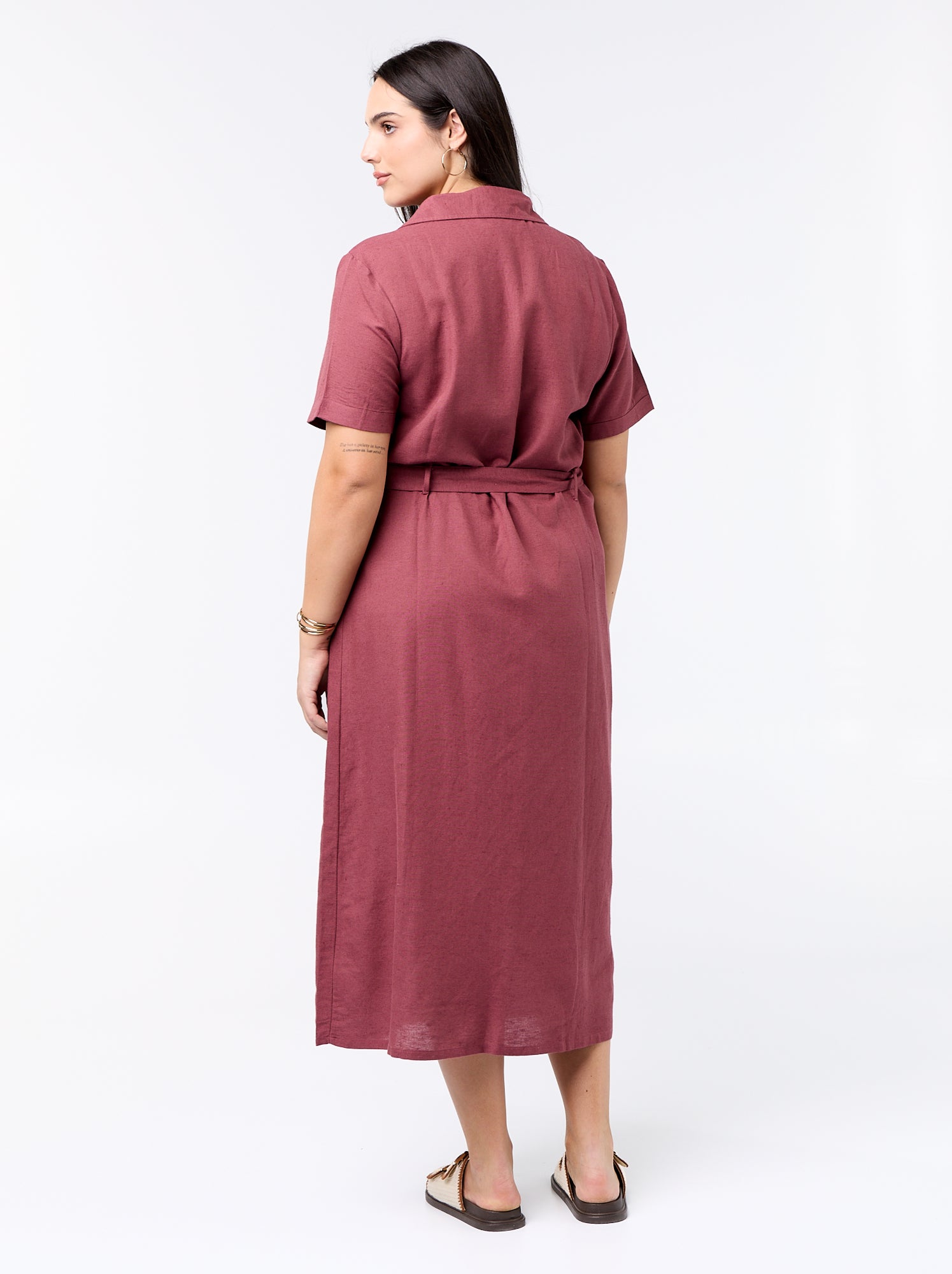 Robe chemise longue avec ceinture à nouer - Rose