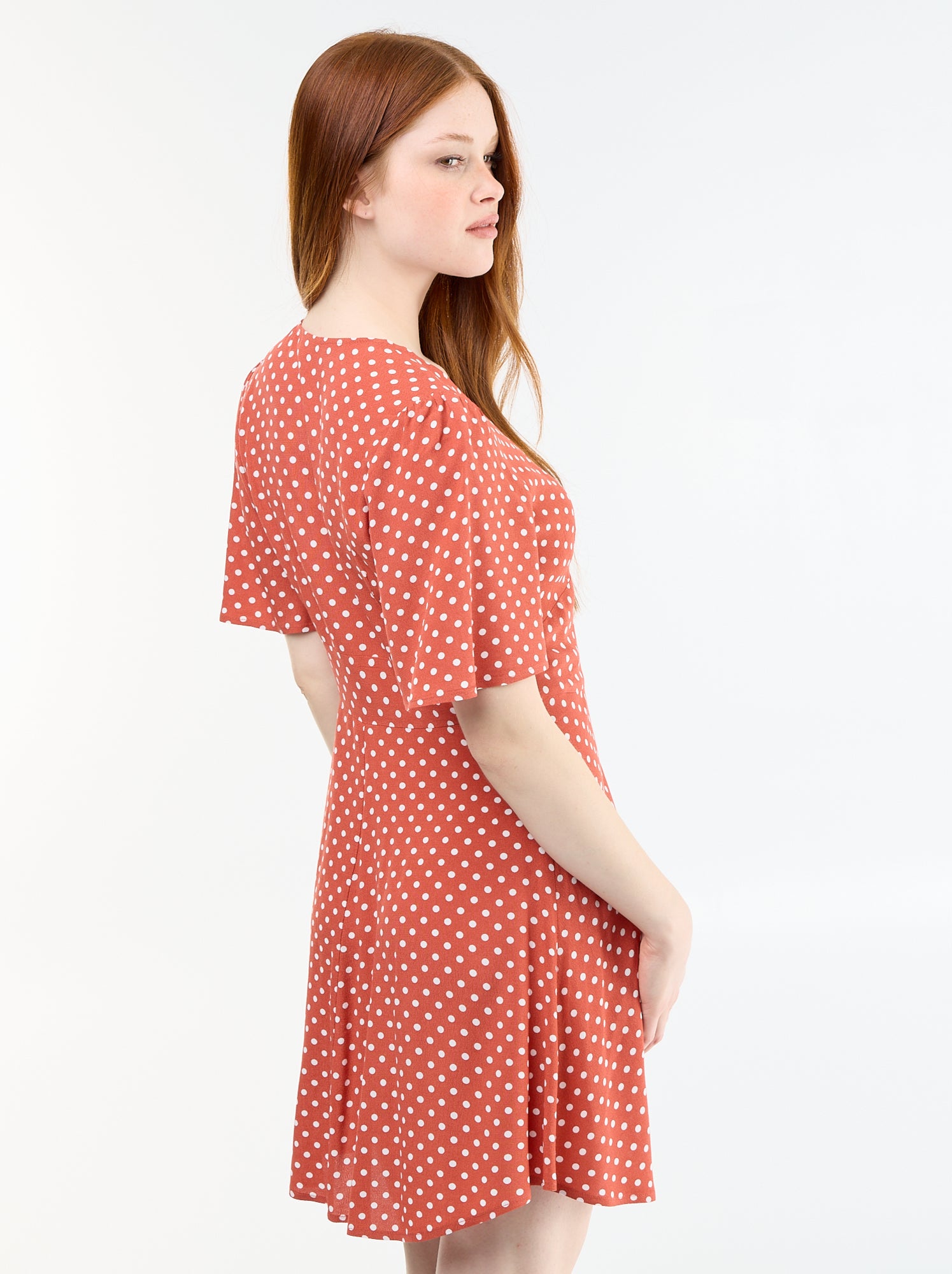 Robe courte à manches courtes avec motif à pois - Rouge