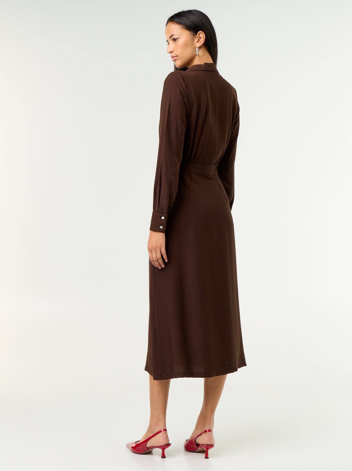 Robe longue coupe chemise - Marron (GBQ30_1)