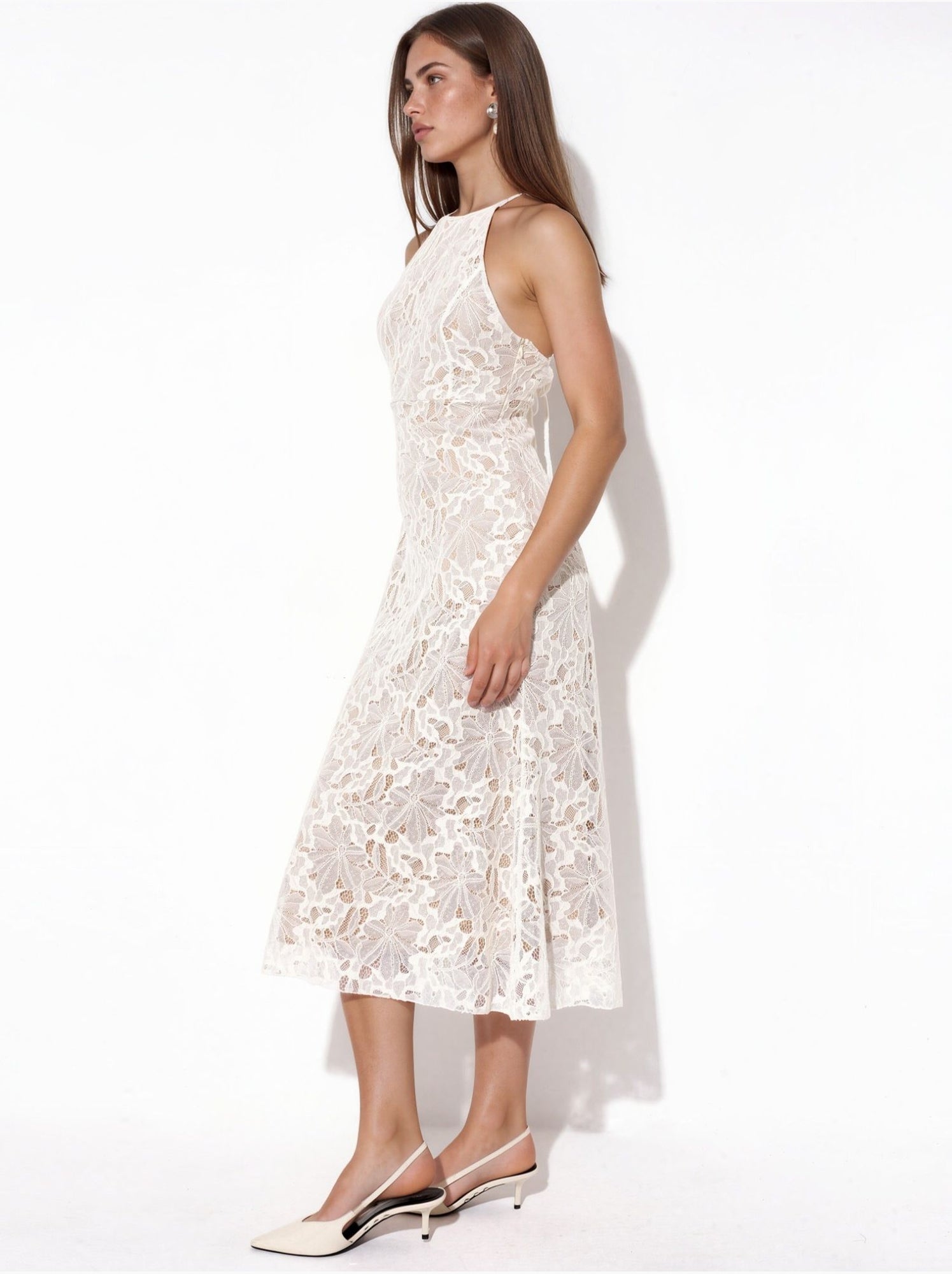 Robe longue en dentelle à col halter - Ecru