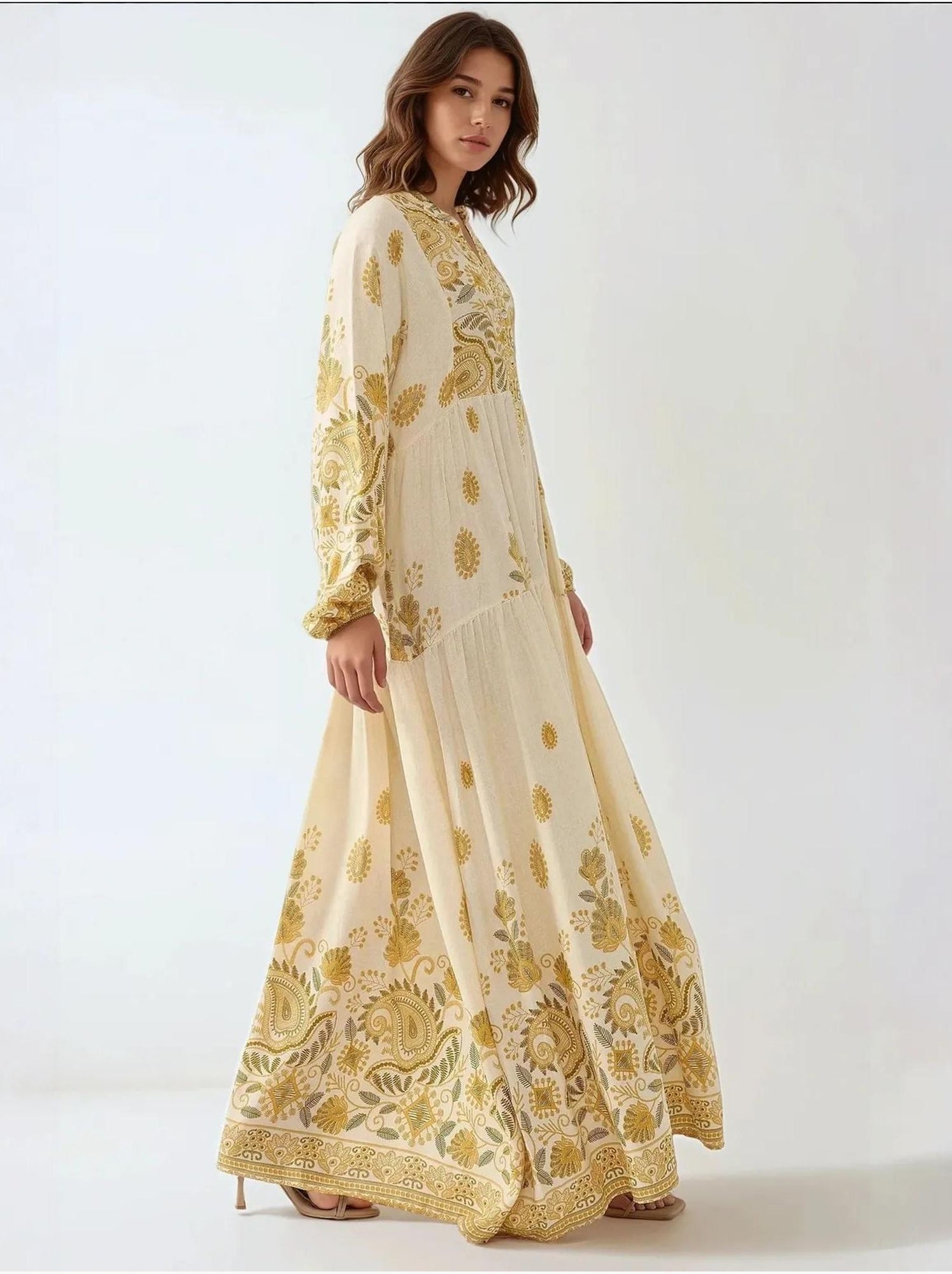 Robe longue imprimée à col en v et détails boutonnés - Jaune citron