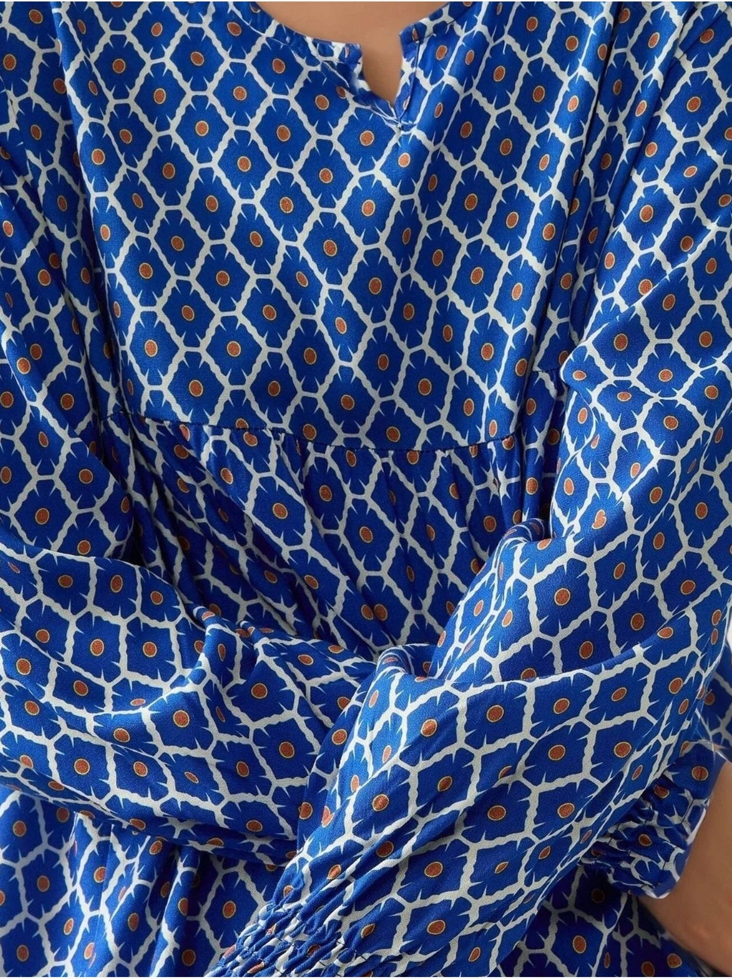 Robe longue imprimée en viscose à col ras du cou - Bleu marine