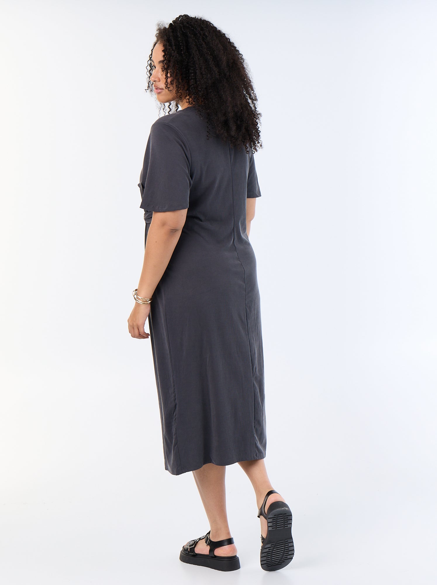 Robe longue unie avec nœud devant - Noir