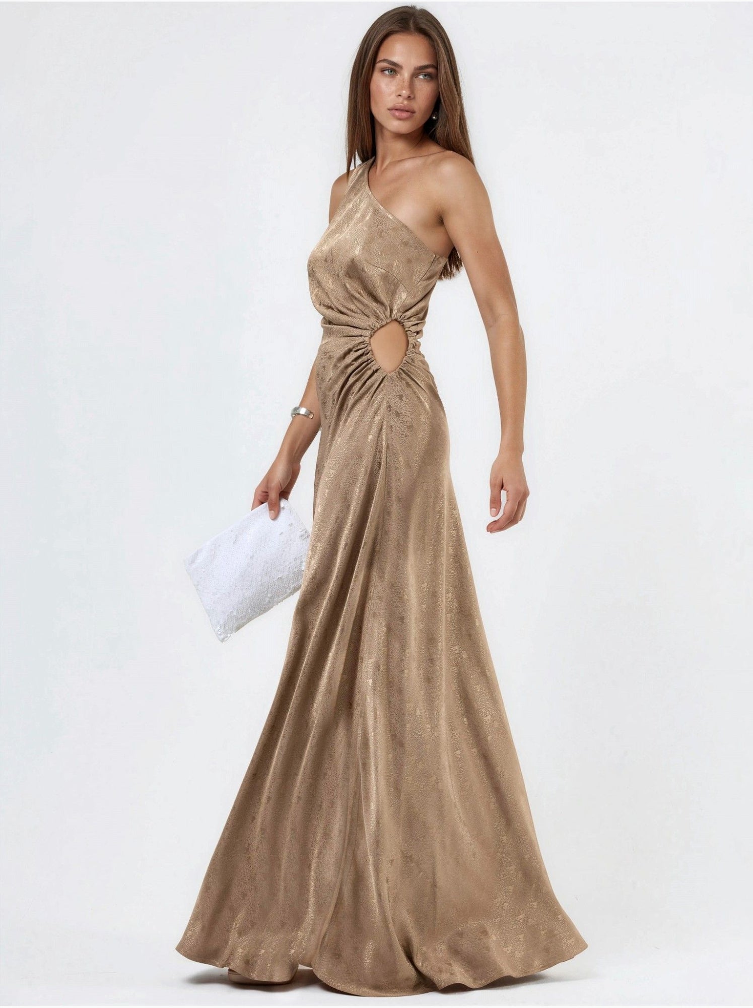 Robe maxi à col asymétrique et motifs - Camel