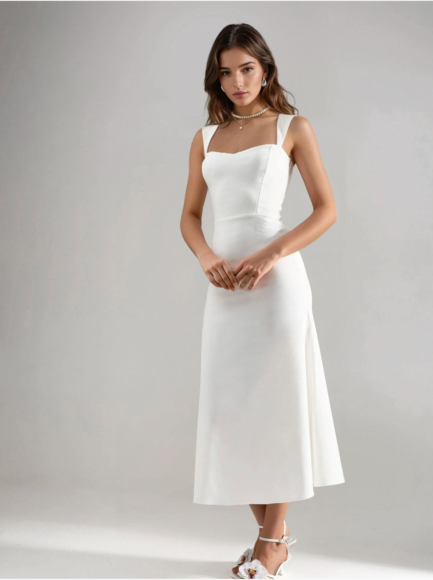Robe midi trapèze à col cœur - Blanc