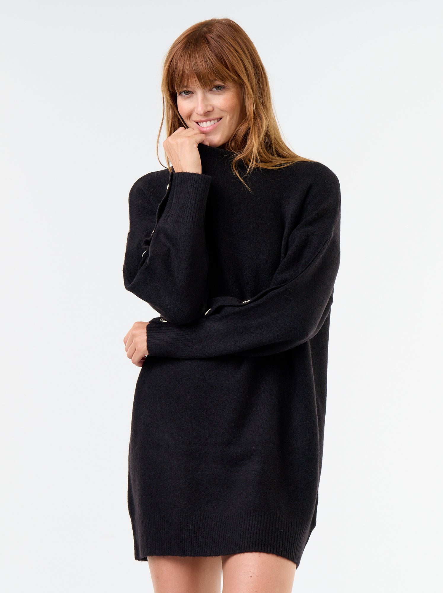 Robe pull avec boutons martelés - Noir