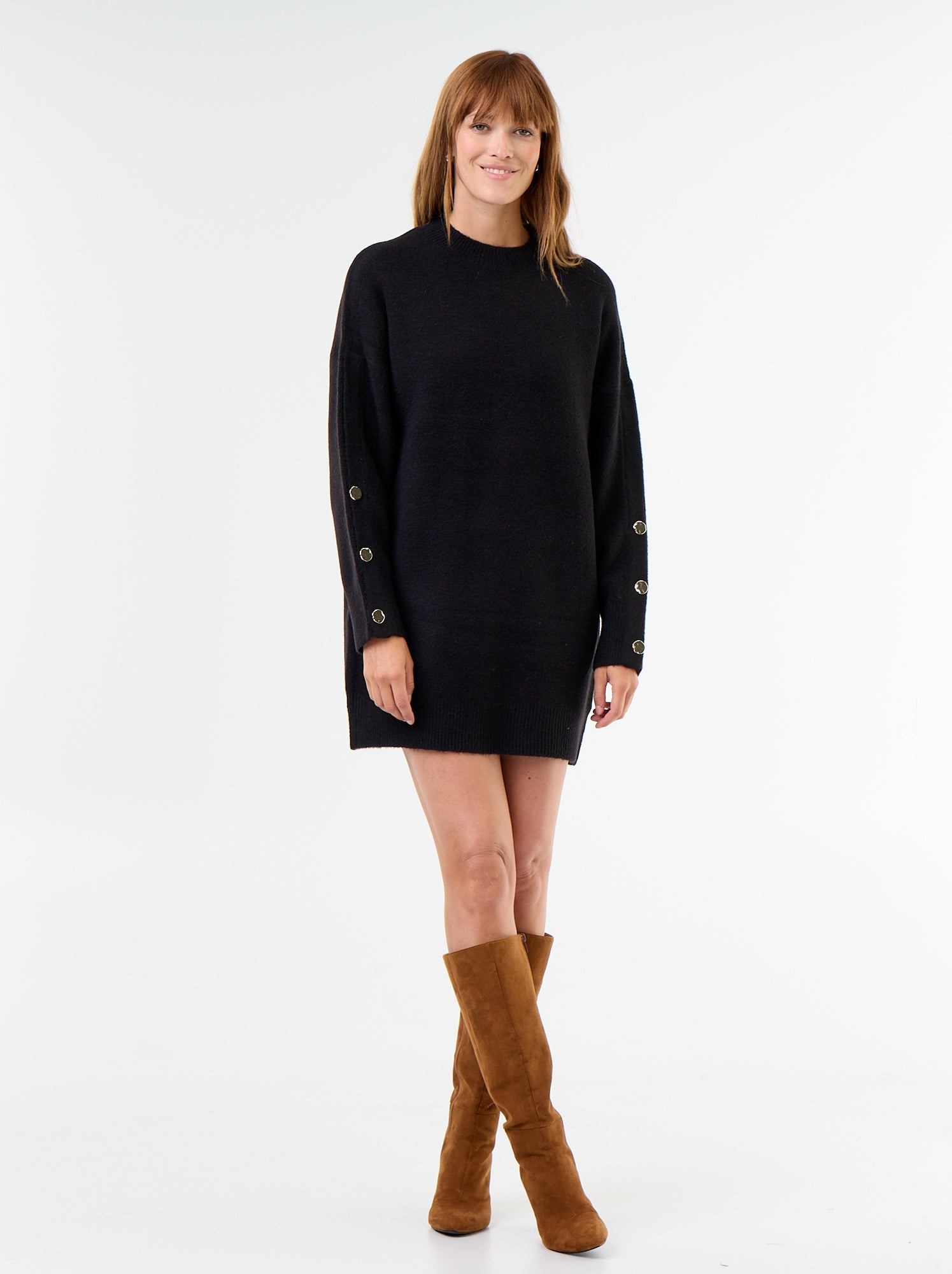 Robe pull avec boutons martelés - Noir