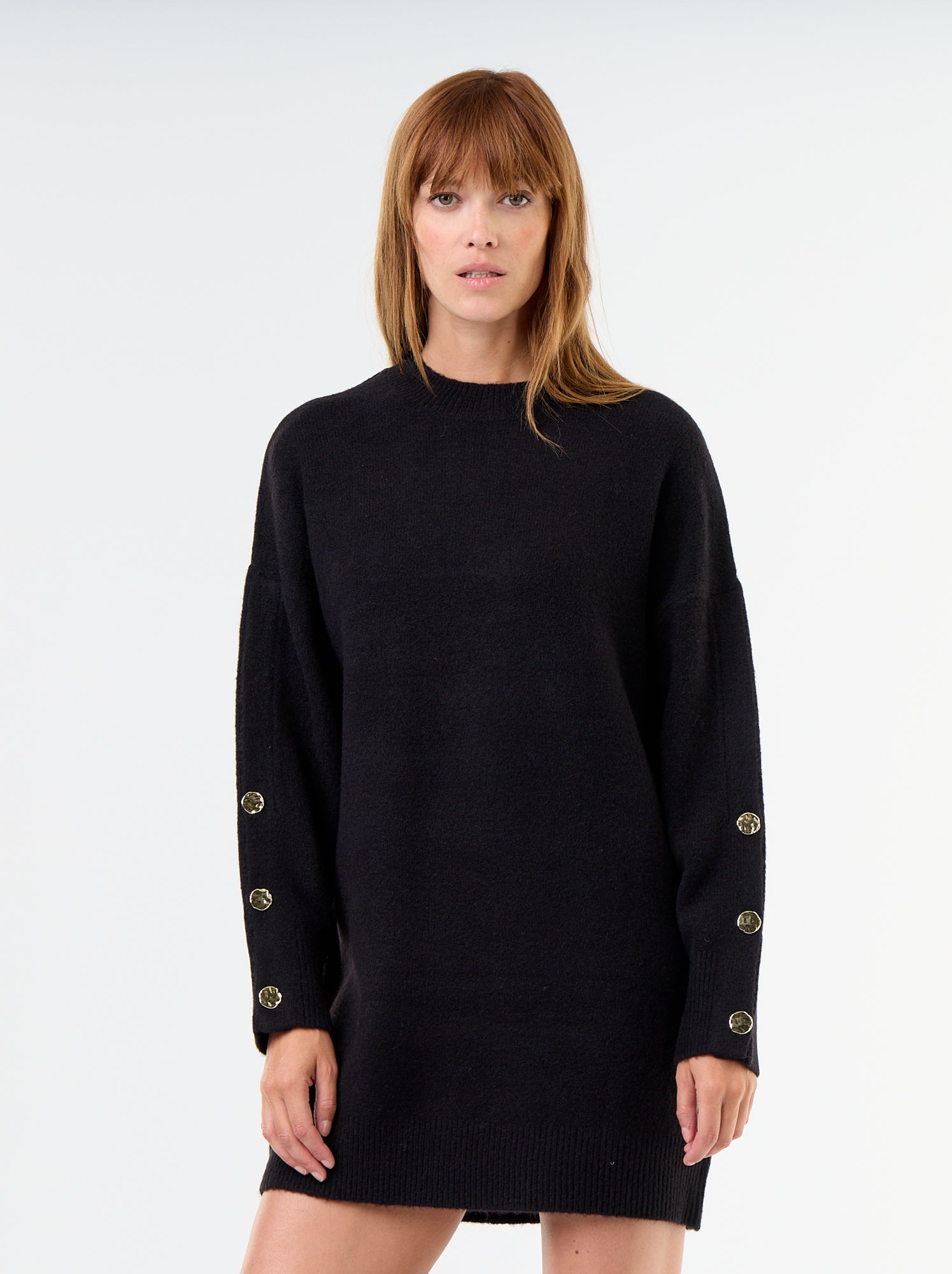 Robe pull avec boutons martelés - Noir