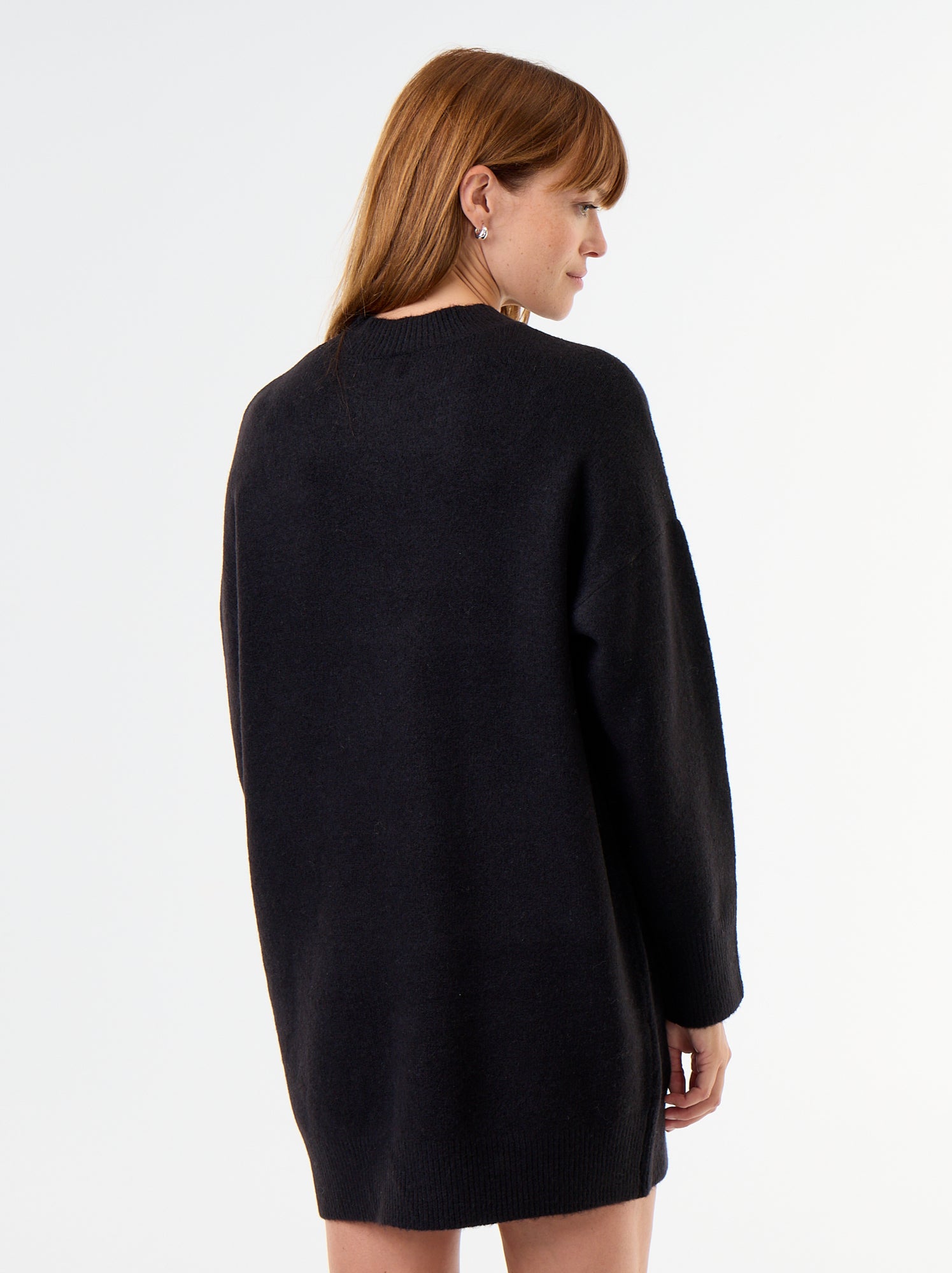Robe pull avec boutons martelés - Noir
