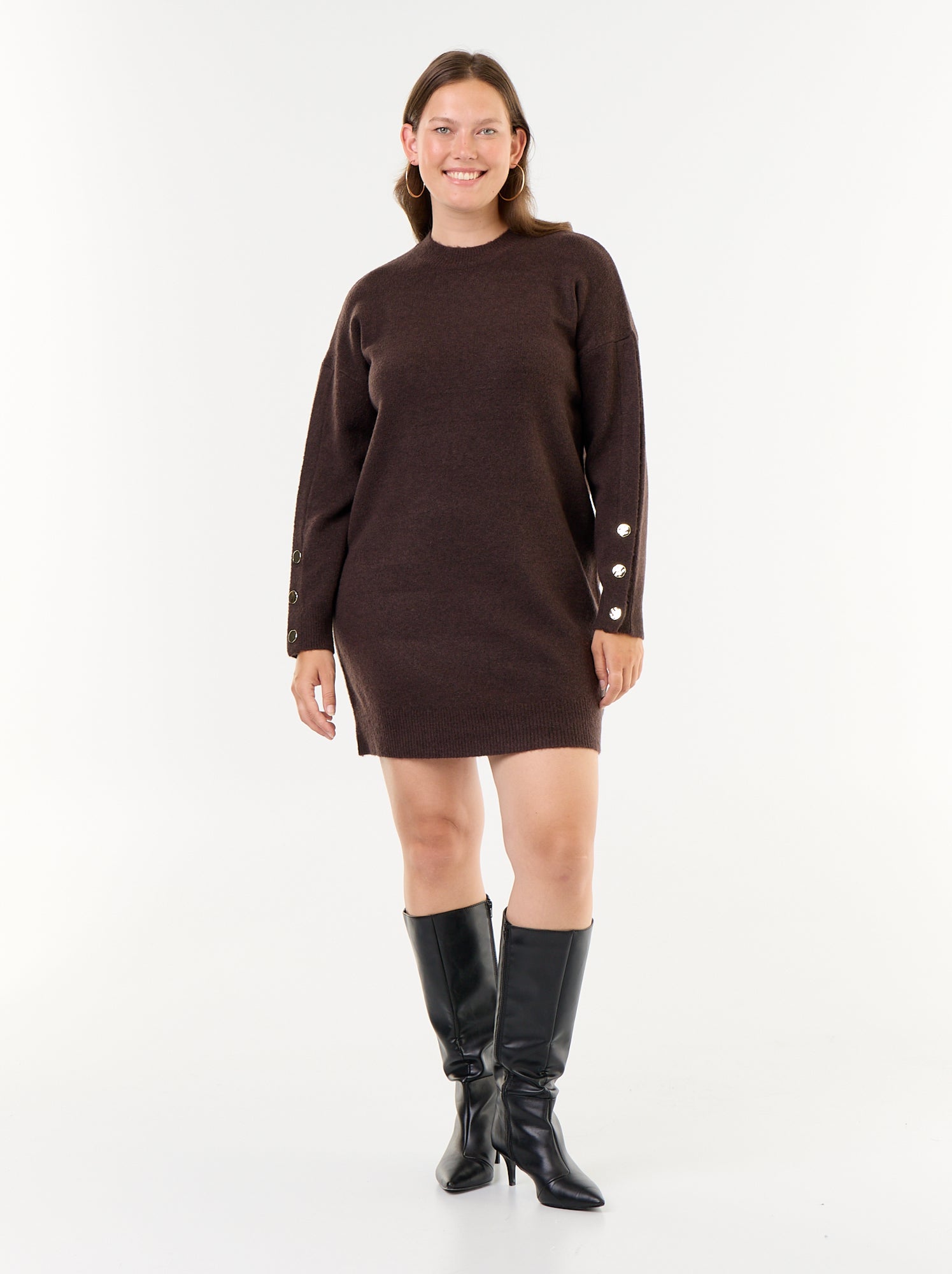 Robe pull avec manches boutonnées - Marron (GJO63_2)