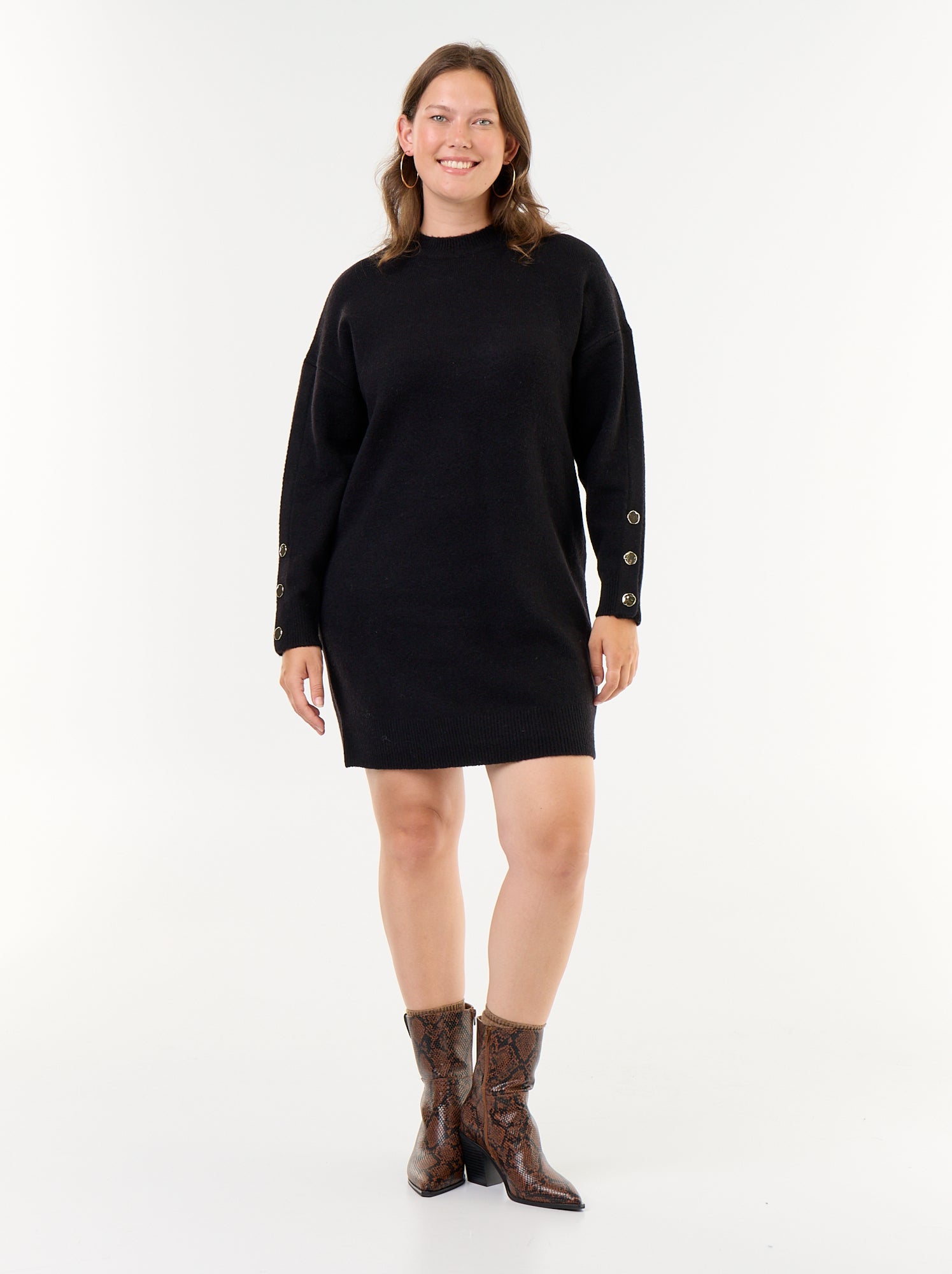 Robe pull avec manches boutonnées - Noir