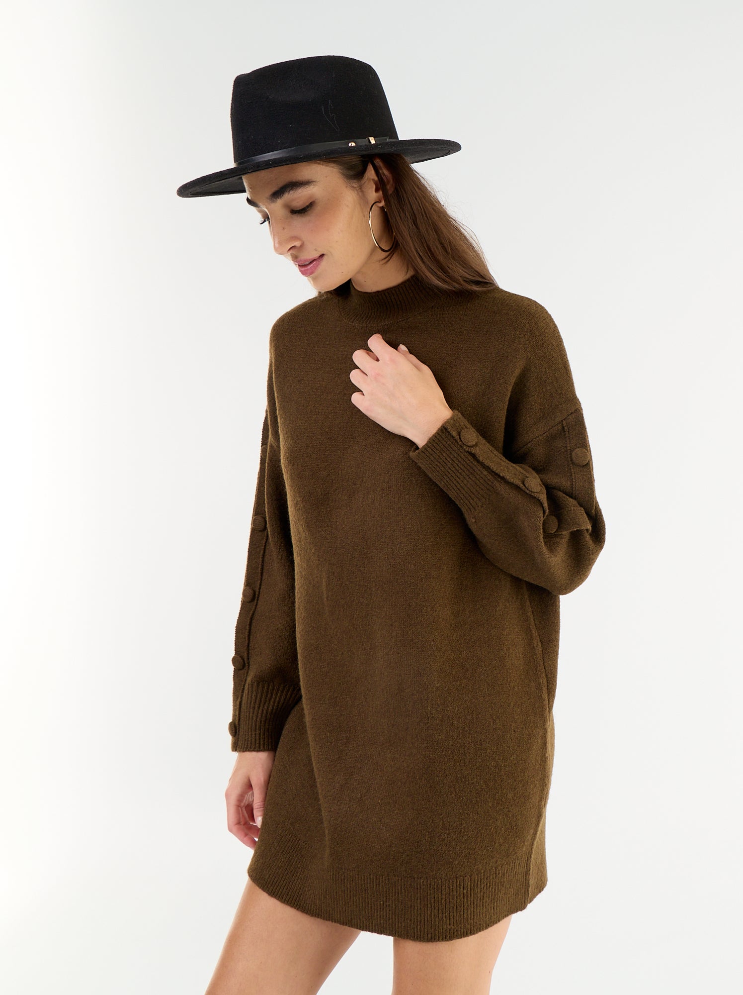 Robe pull courte avec manches boutonnées - Marron