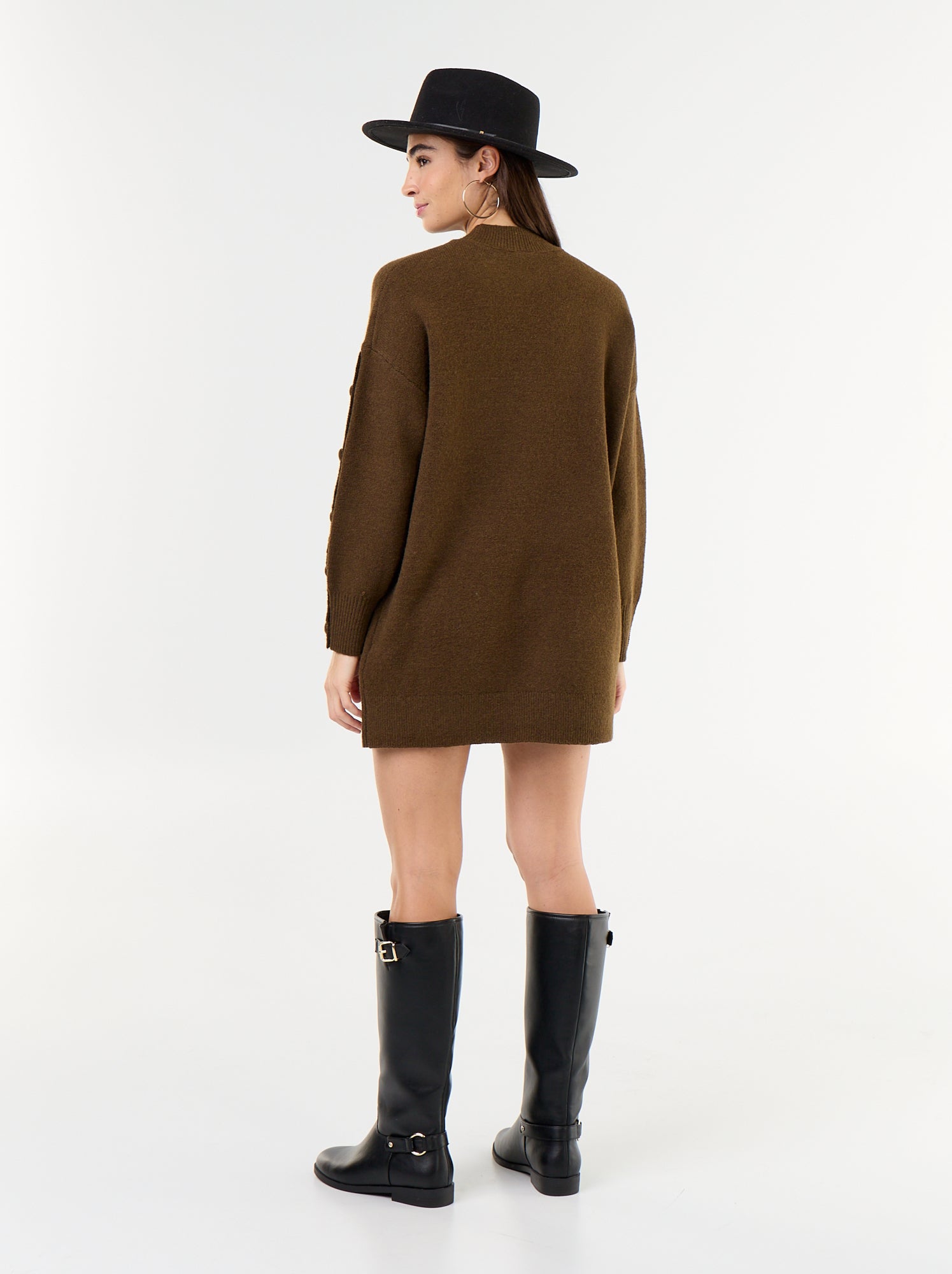 Robe pull courte avec manches boutonnées - Marron