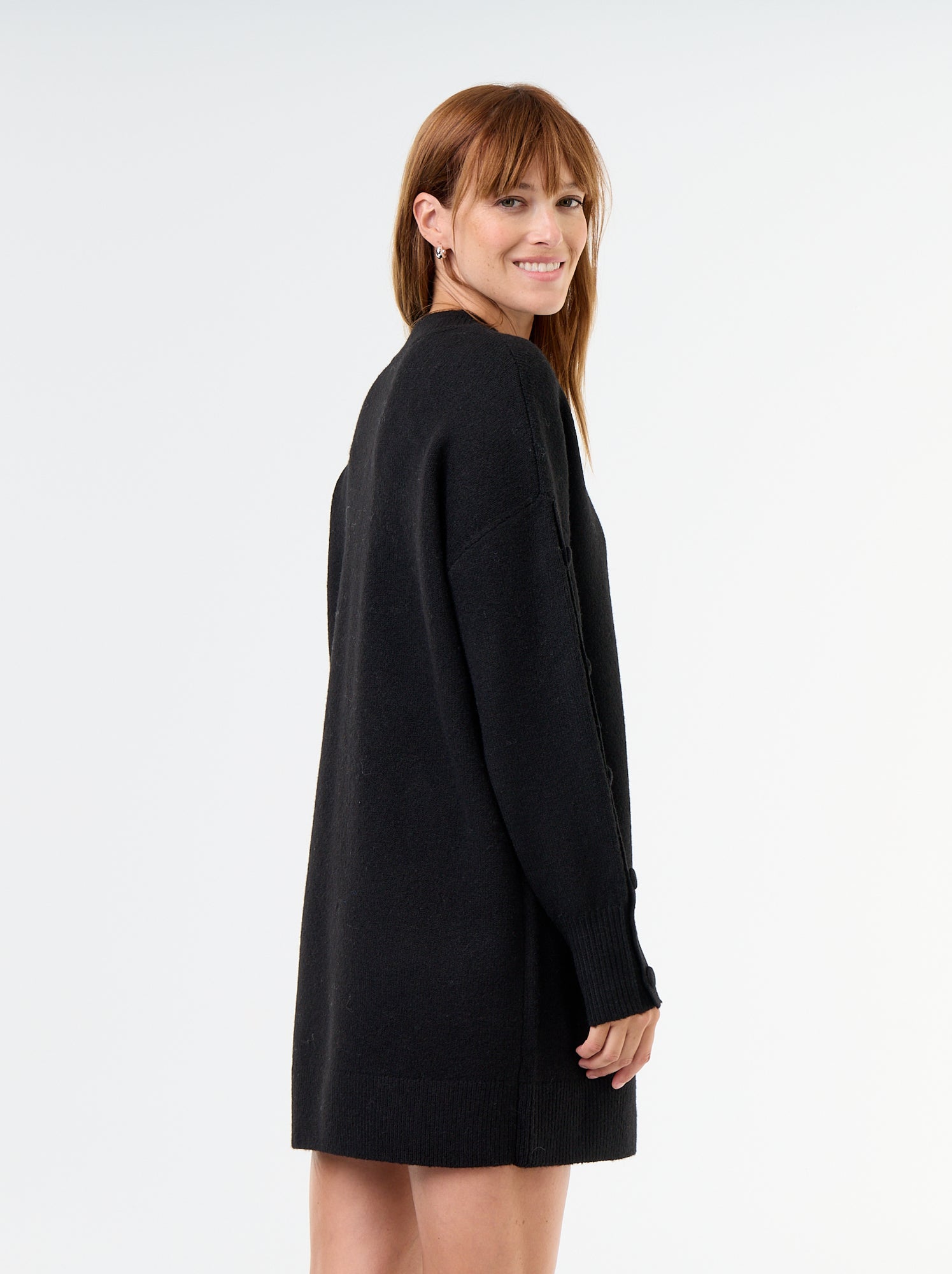Robe pull courte avec manches boutonnées - Noir