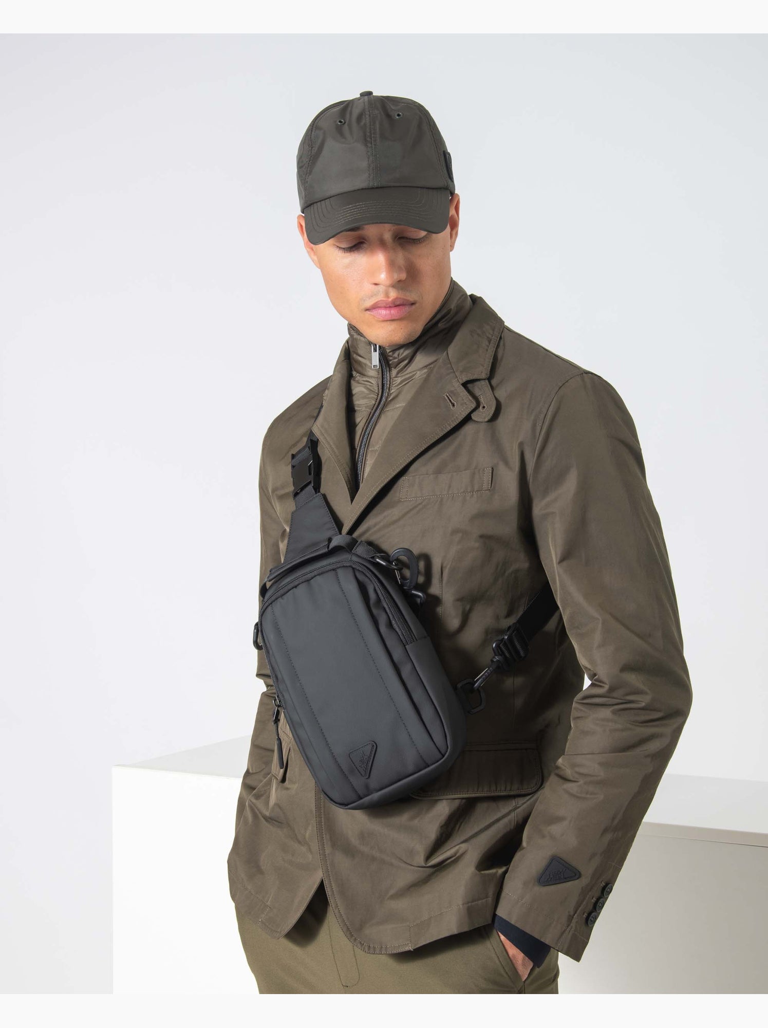Sacoche 48h ajustable   - new man - Noir